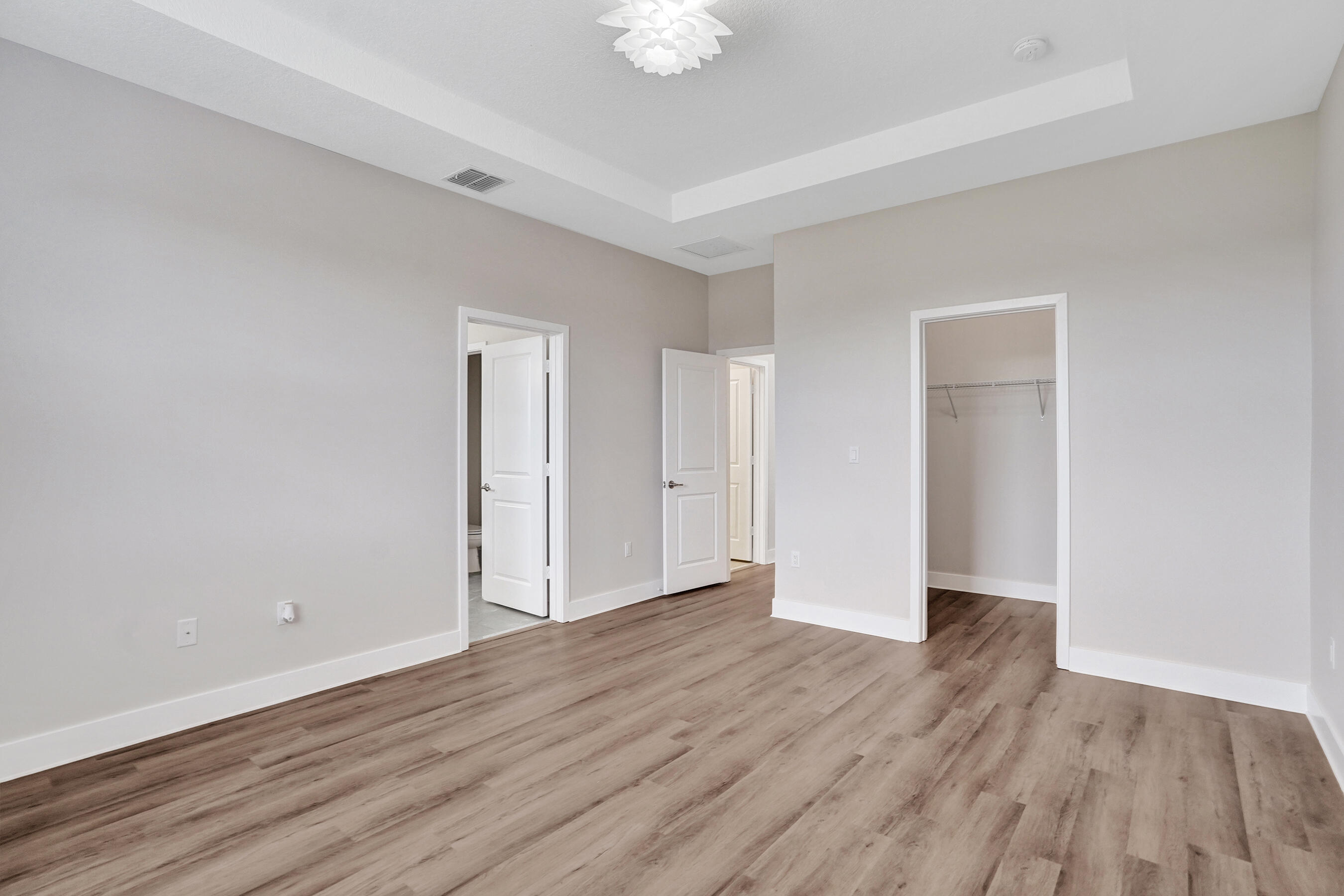 TRAILS AT CENTRAL PARC - Residential Lease