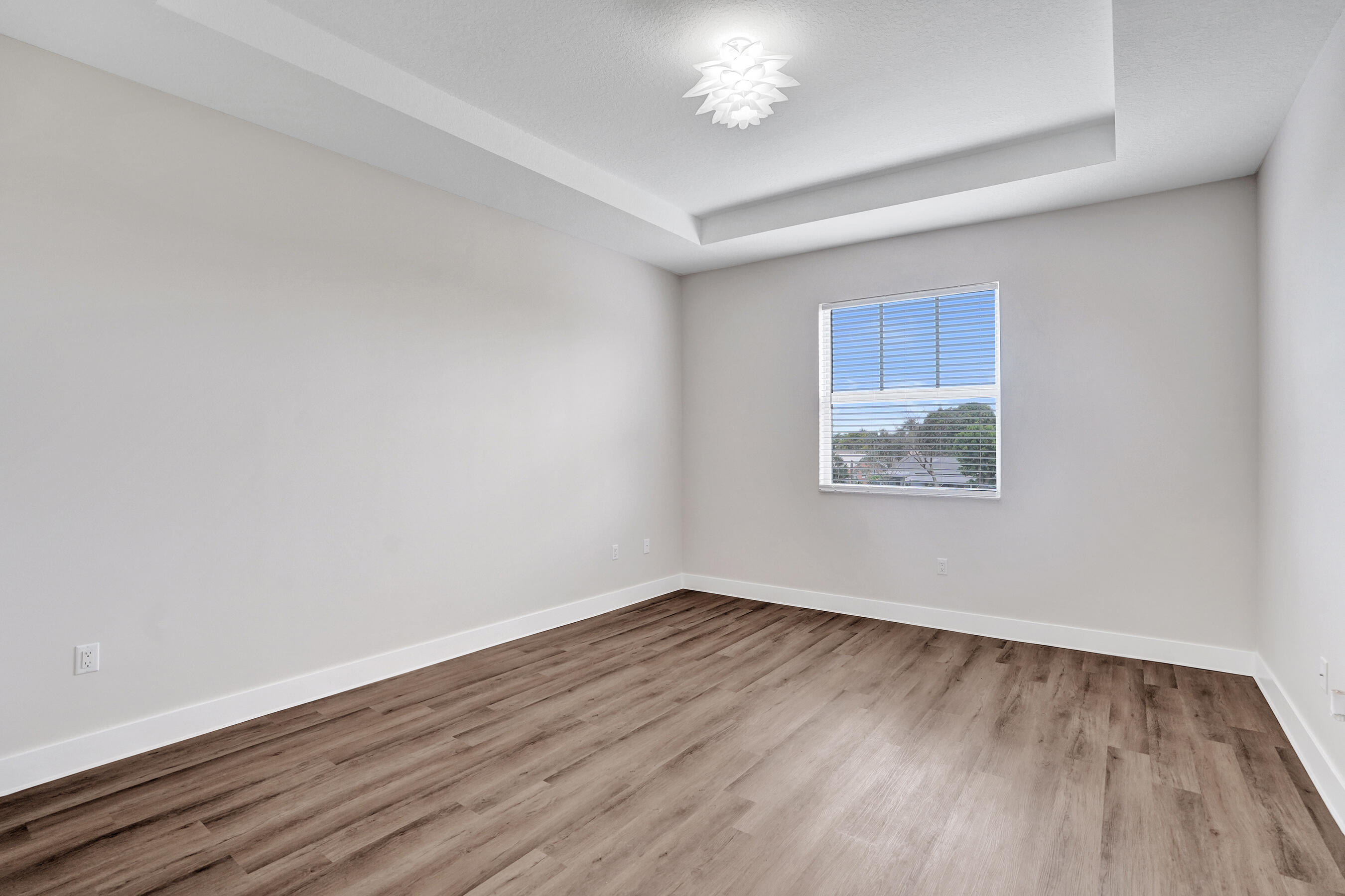 TRAILS AT CENTRAL PARC - Residential Lease