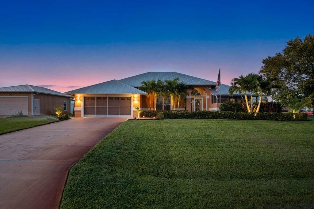 Photo of 362 SW Kestor Drive, Port Saint Lucie, FL 34953 (MLS # R10982403)