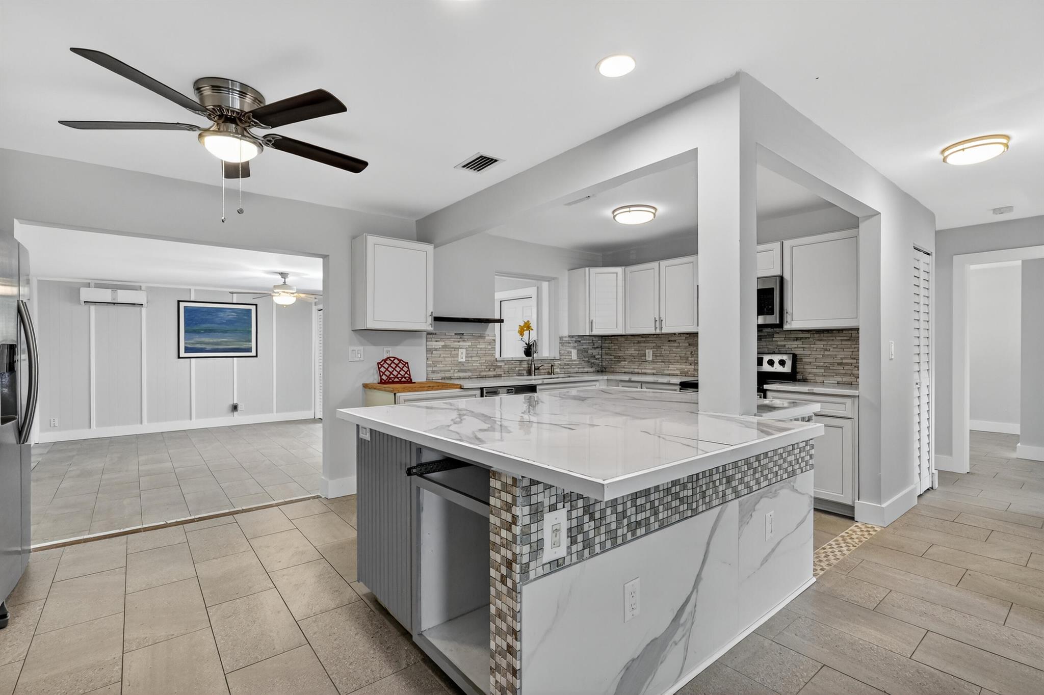 SEACREST ESTATES - Residential