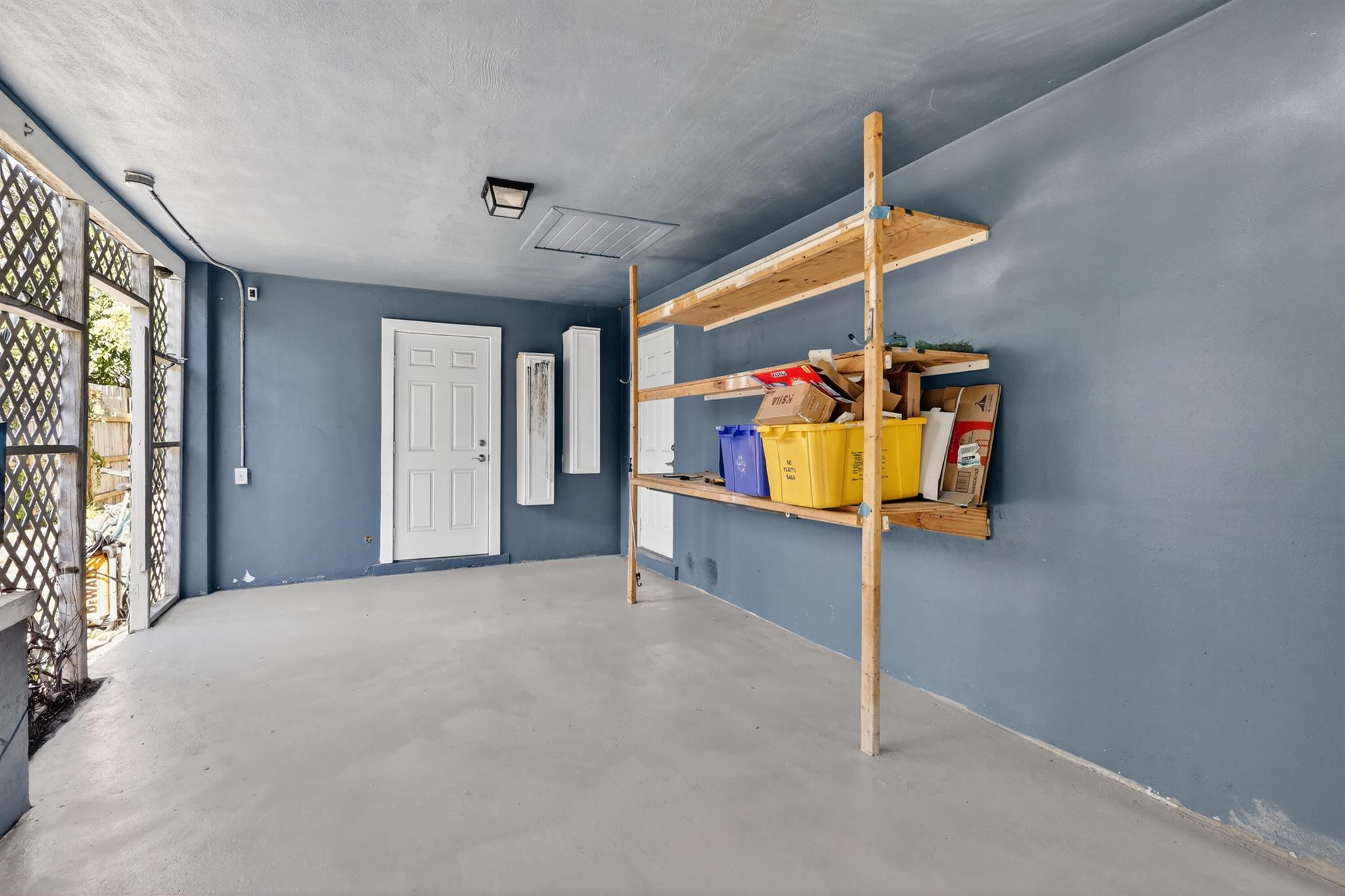 SEACREST ESTATES - Residential