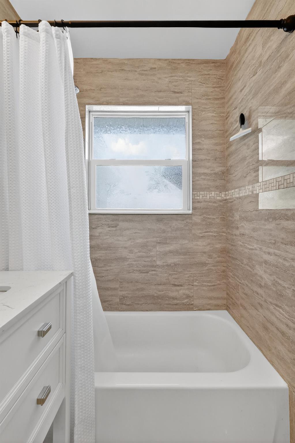 SEACREST ESTATES - Residential