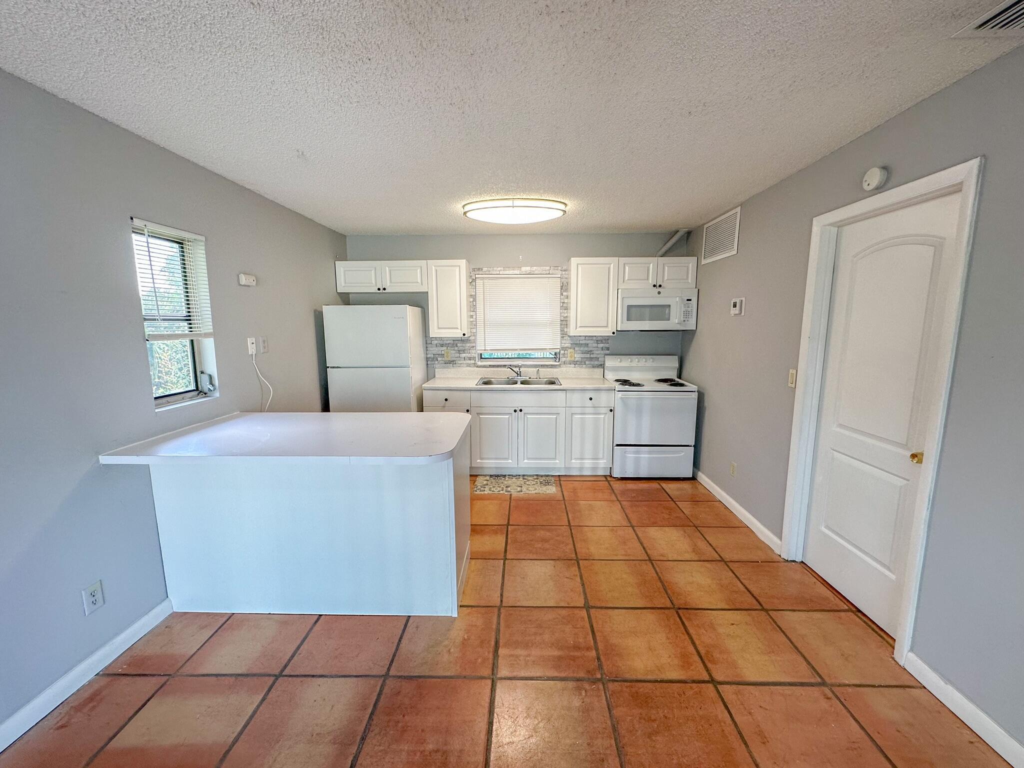 2735 Richard Road C