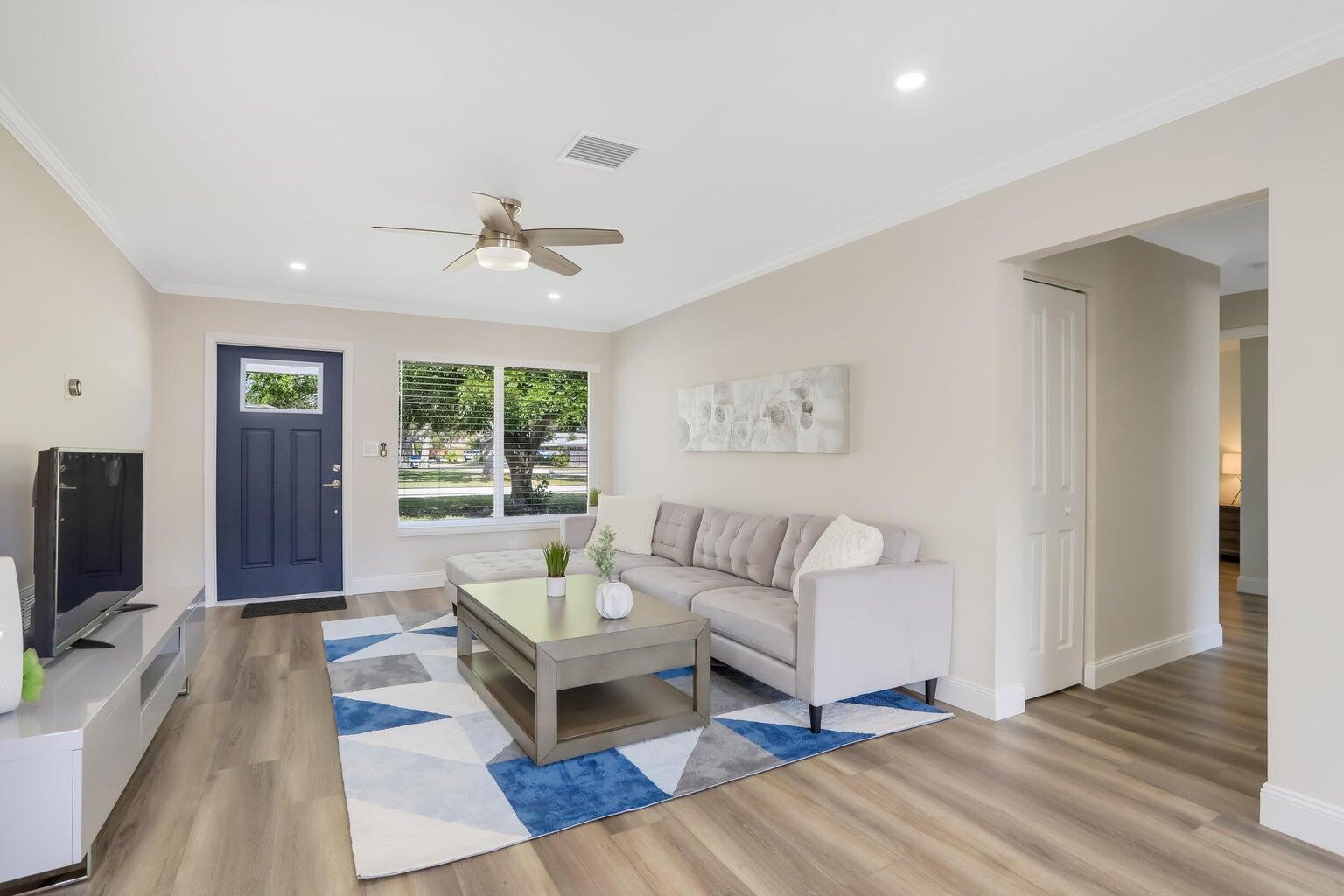 TROPIC PALMS 1 - Residential Lease