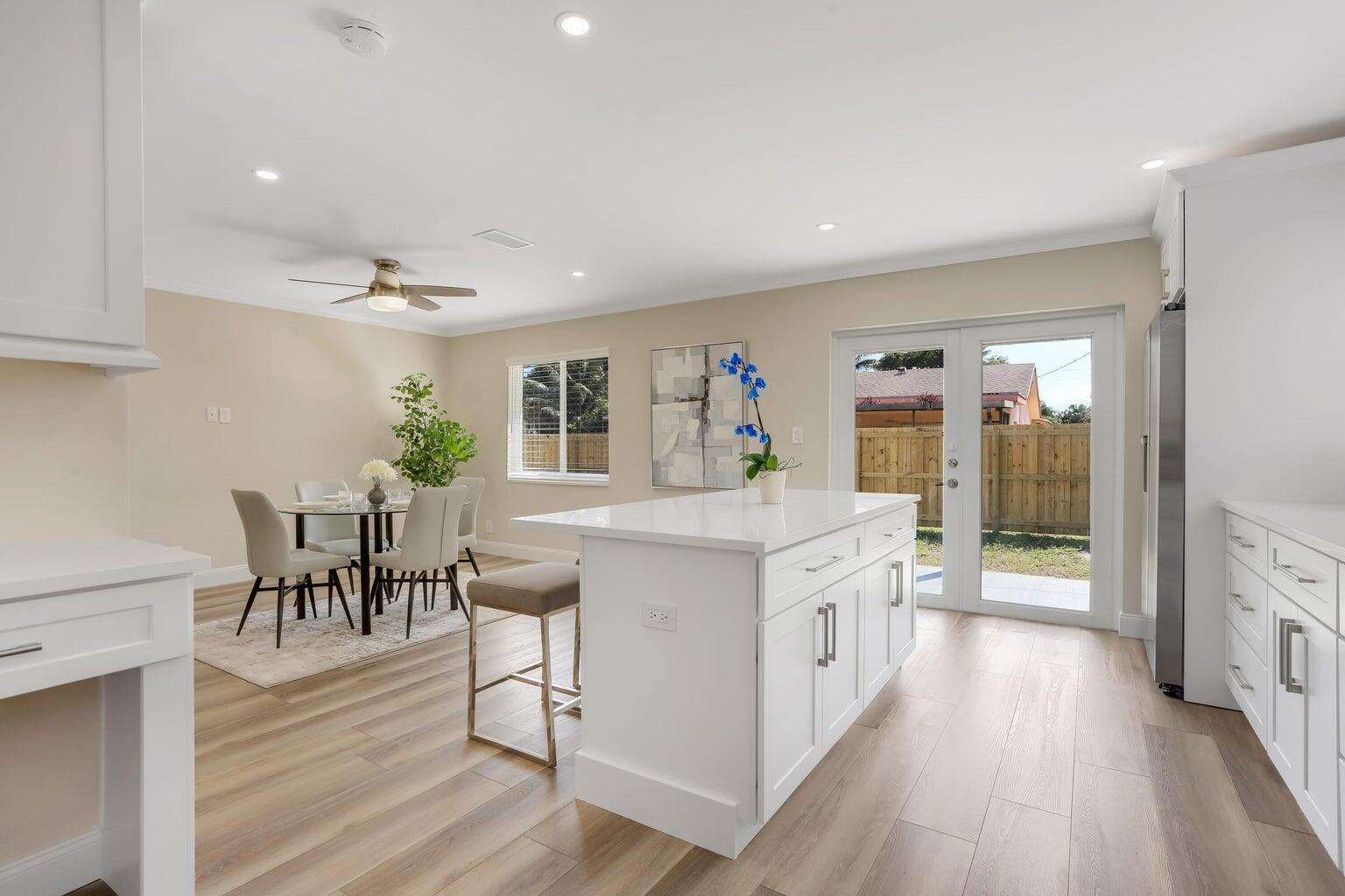 TROPIC PALMS 1 - Residential Lease