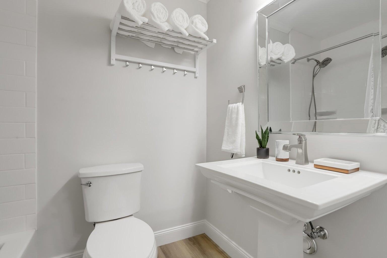 TROPIC PALMS 1 - Residential Lease