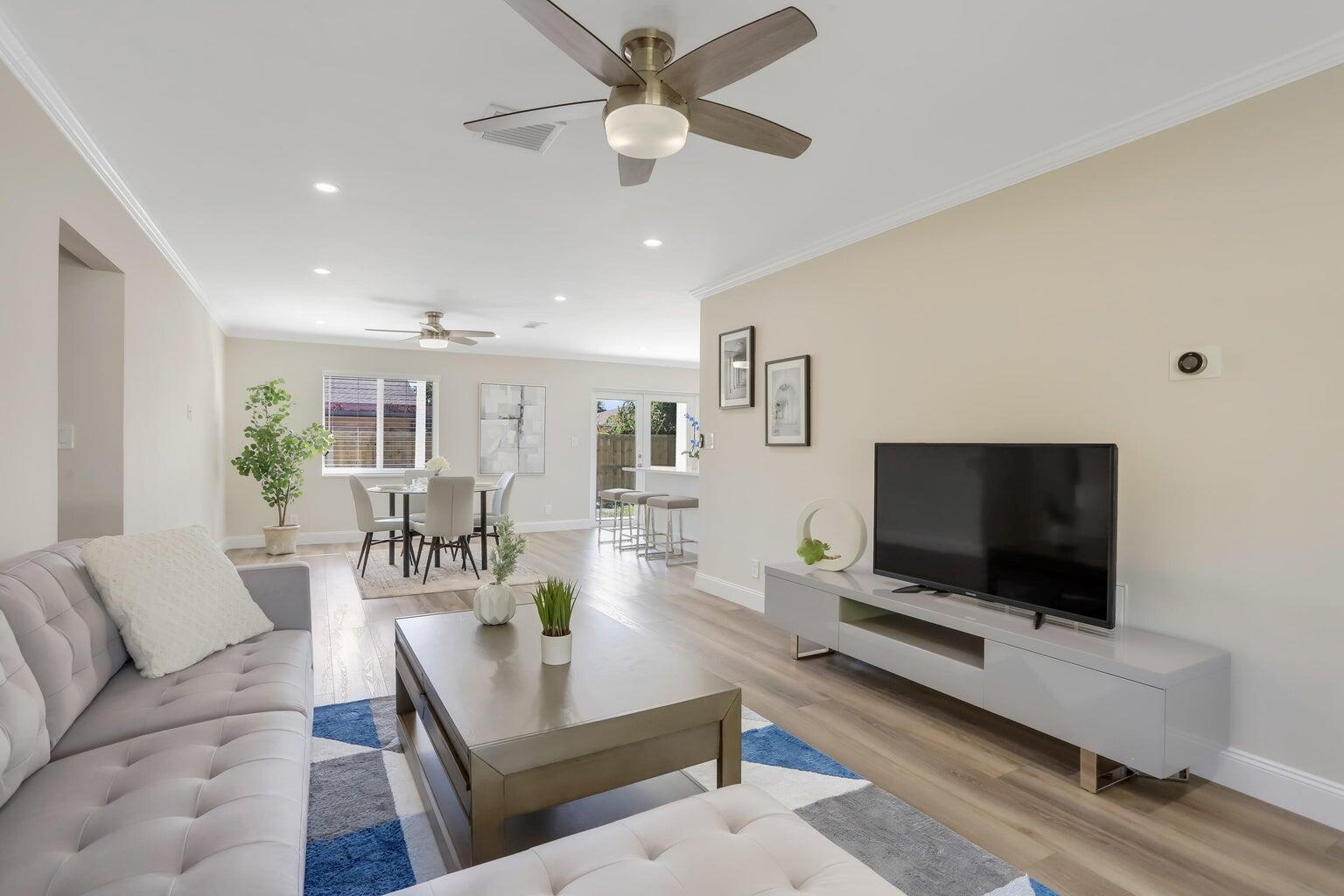 TROPIC PALMS 1 - Residential Lease