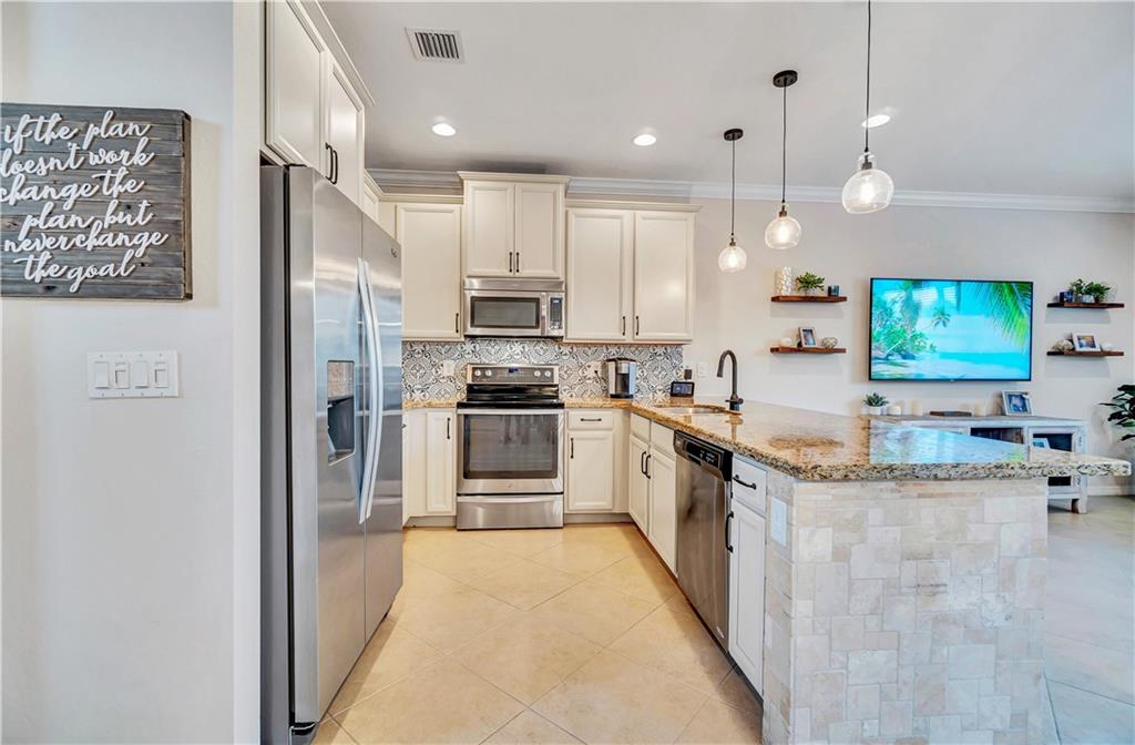 Vista Lago - Residential