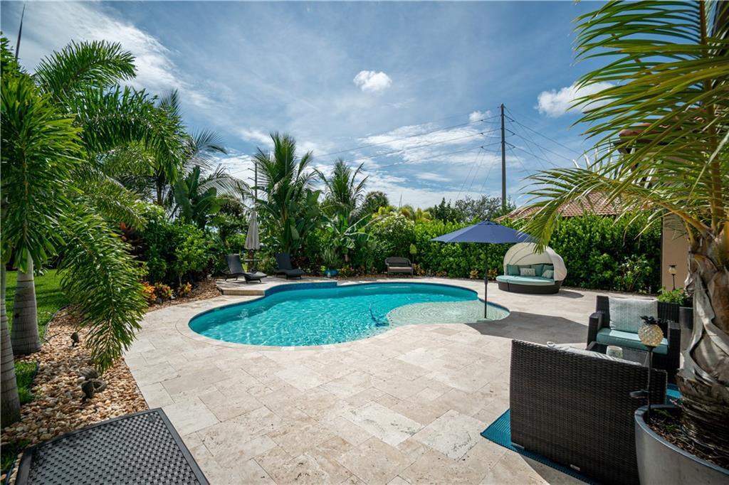 Vista Lago - Residential