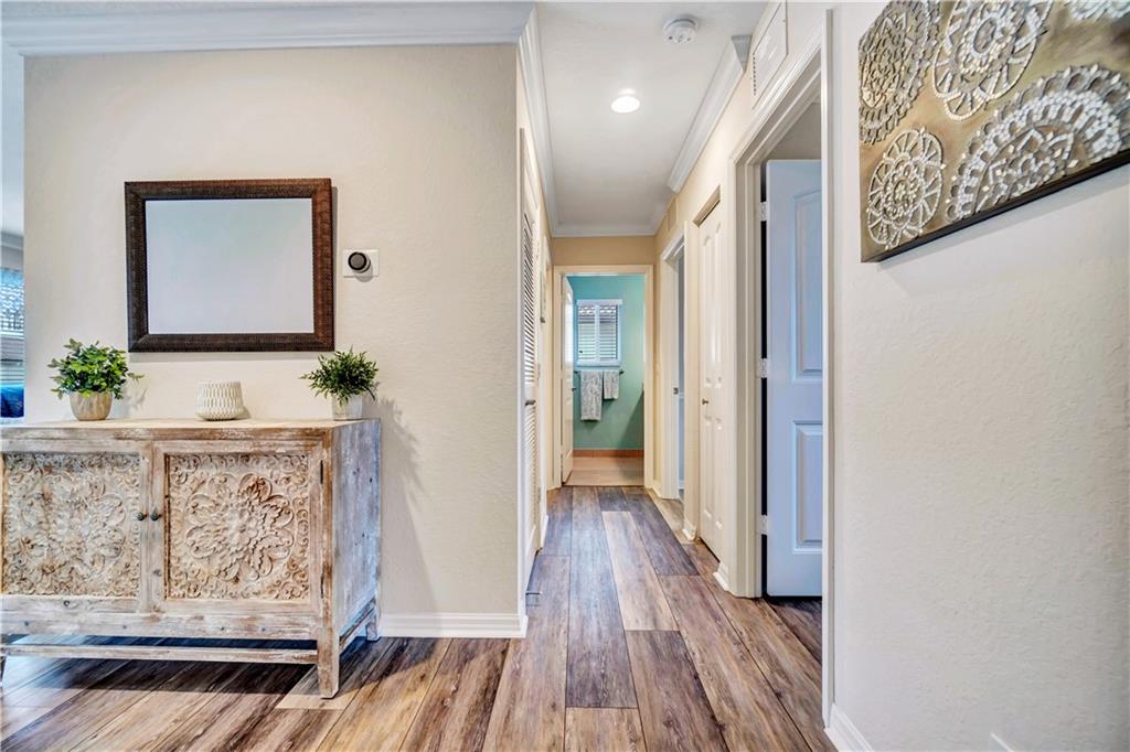 Vista Lago - Residential