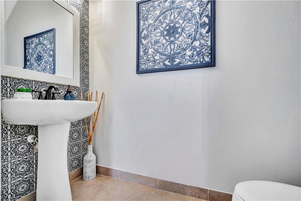 Vista Lago - Residential