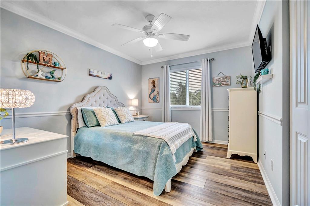 Vista Lago - Residential