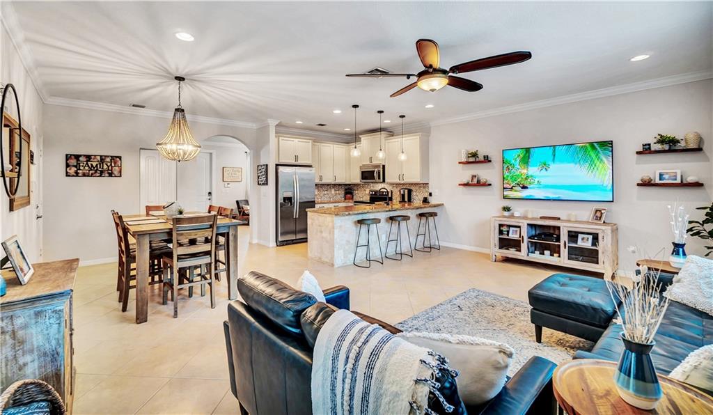 Vista Lago - Residential