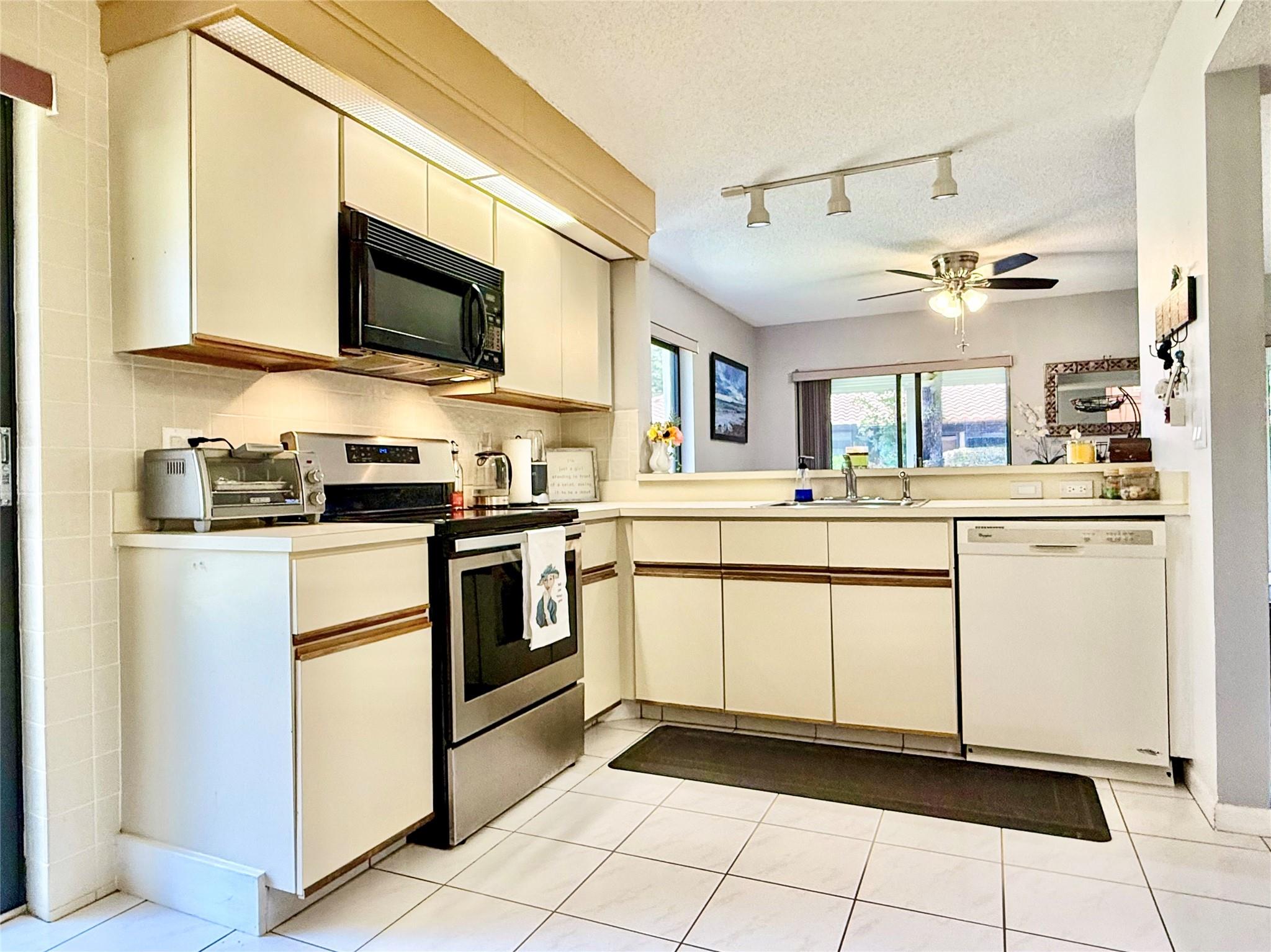 Palm Chase Condo - Residential