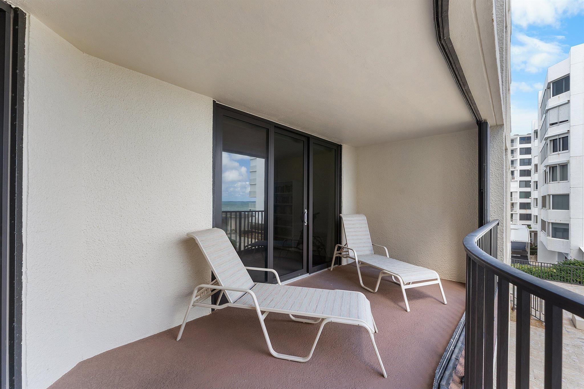 DUNE DECK OF THE PALM BEA - Residential