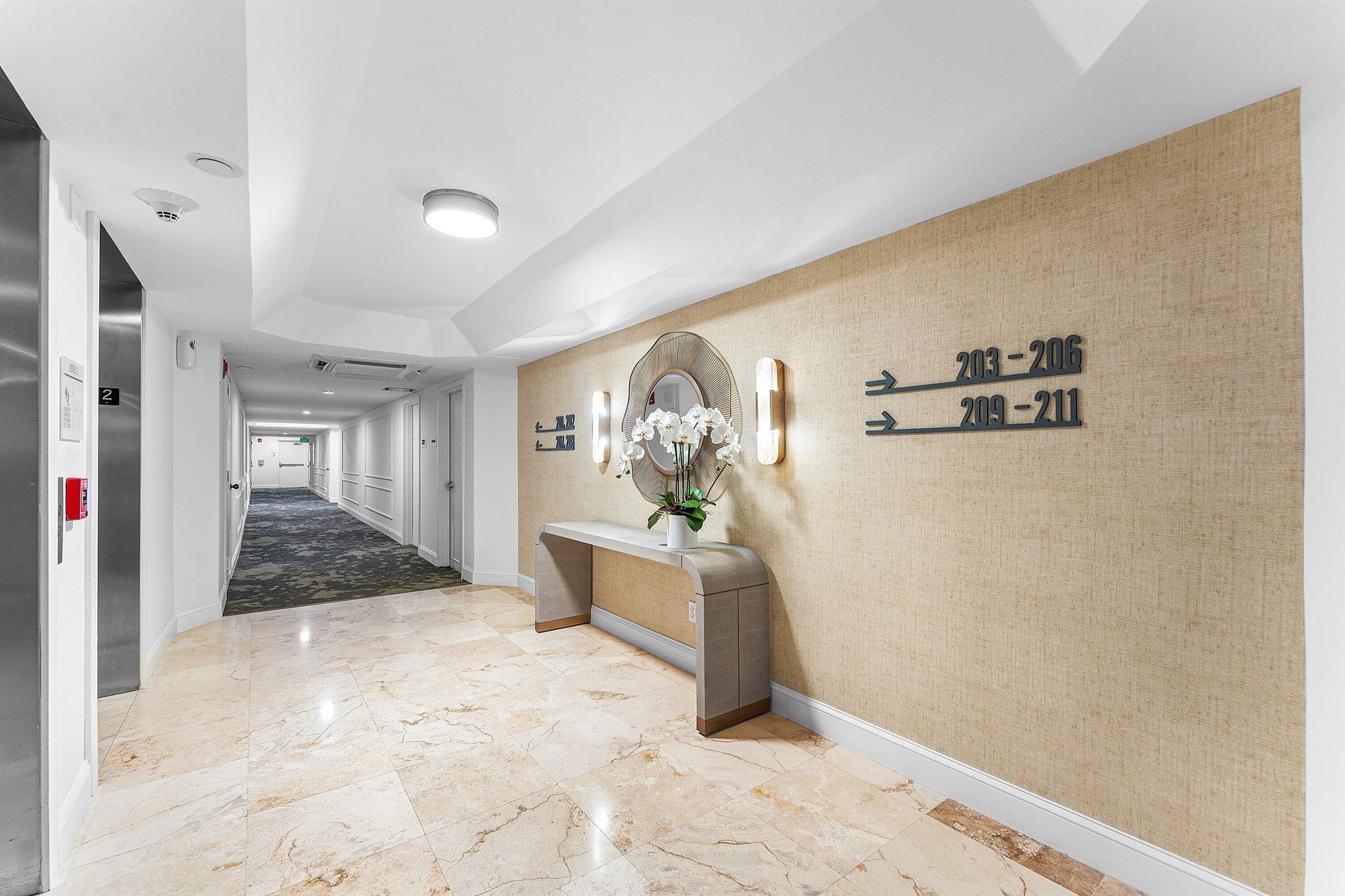 DUNE DECK OF THE PALM BEA - Residential