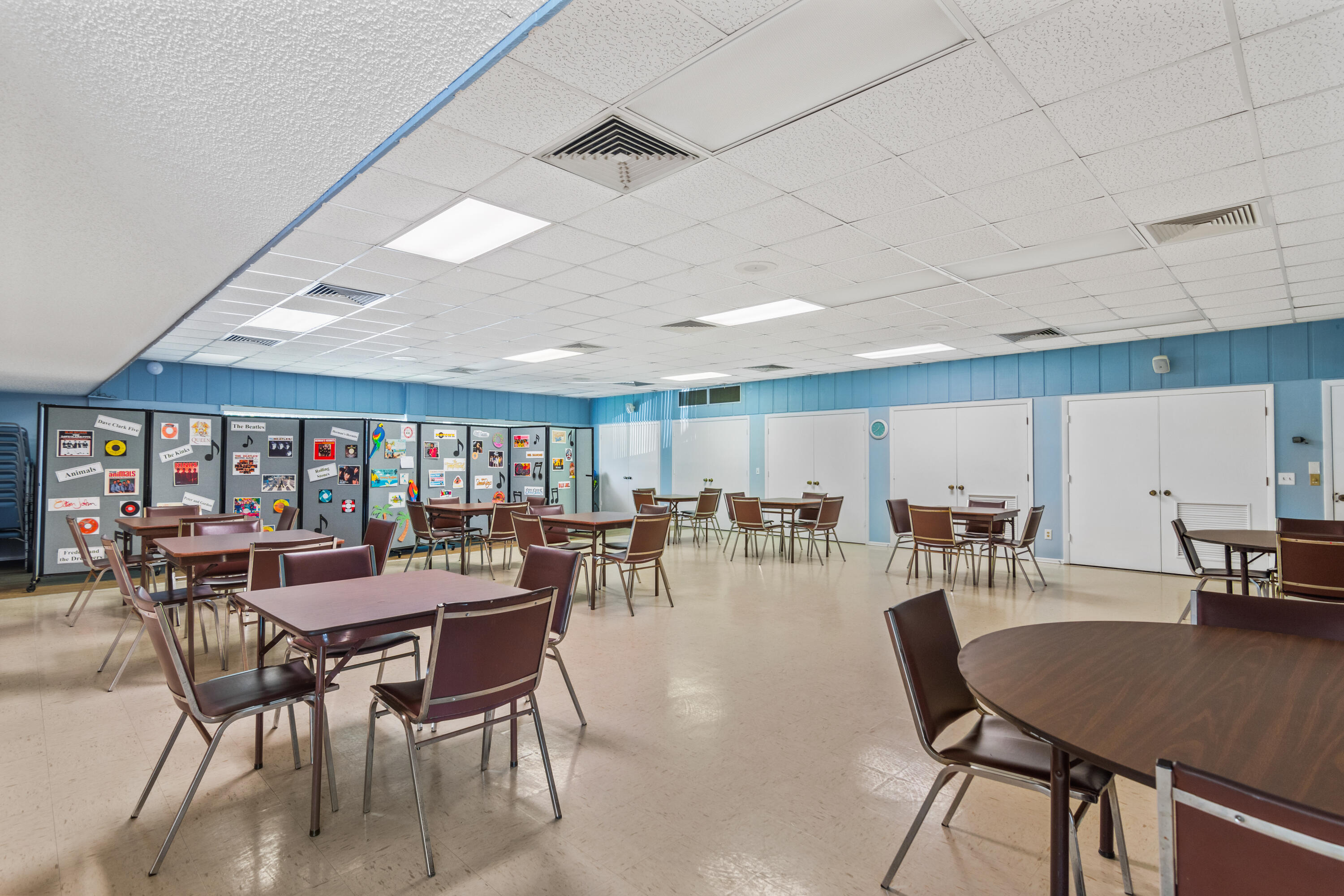 VISTA ROYALE PHASE IV BLDGS 83-111 - Residential