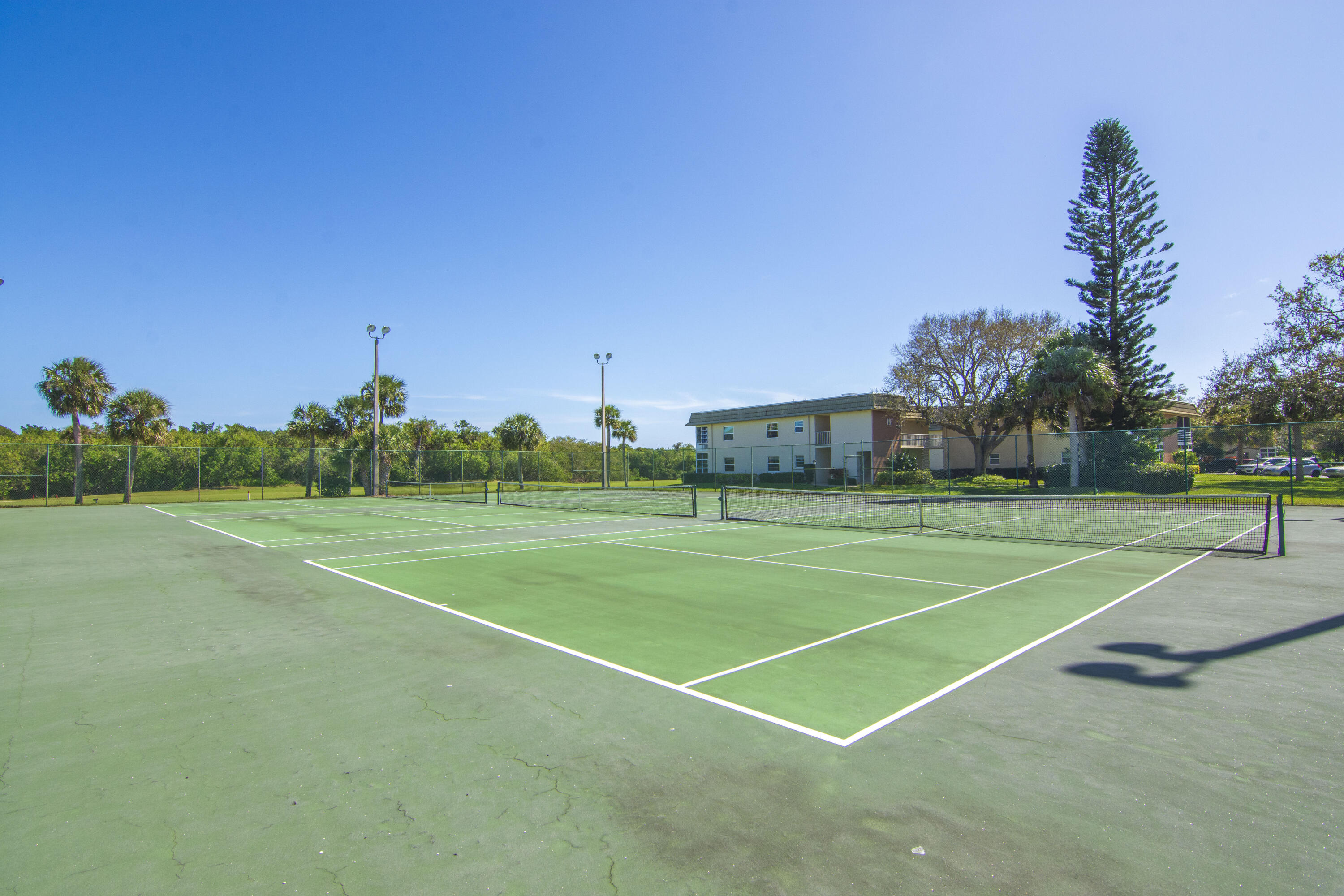 VISTA ROYALE PHASE IV BLDGS 83-111 - Residential