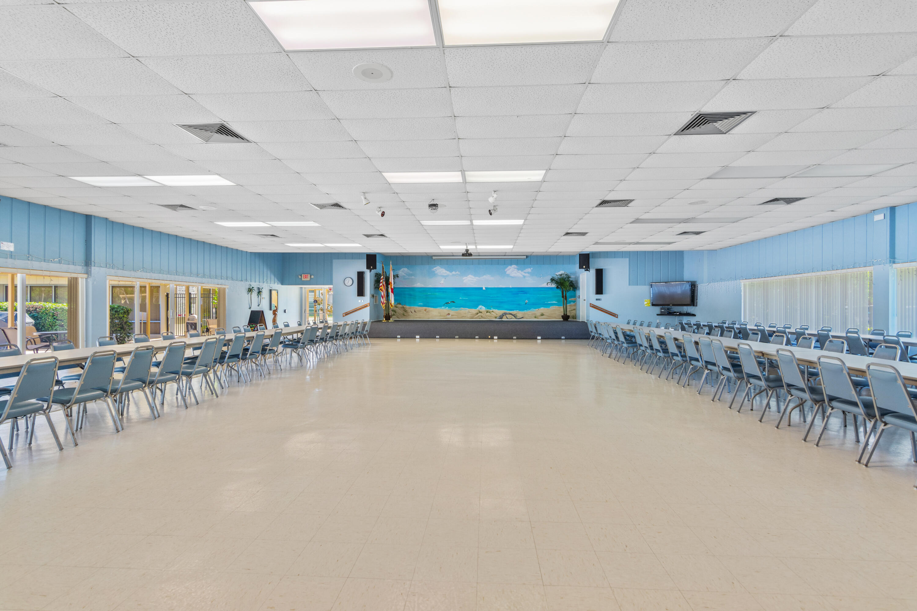 VISTA ROYALE PHASE IV BLDGS 83-111 - Residential