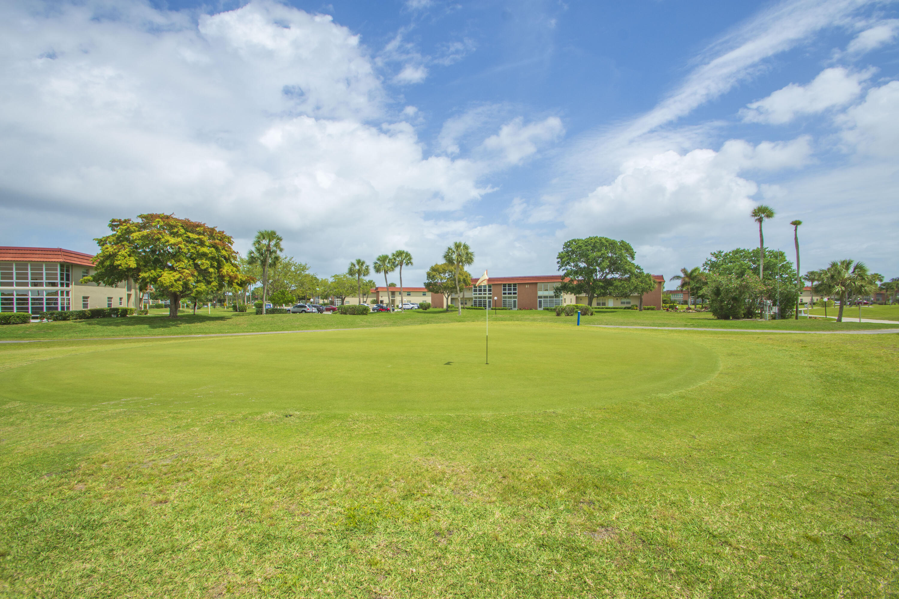 VISTA ROYALE PHASE IV BLDGS 83-111 - Residential