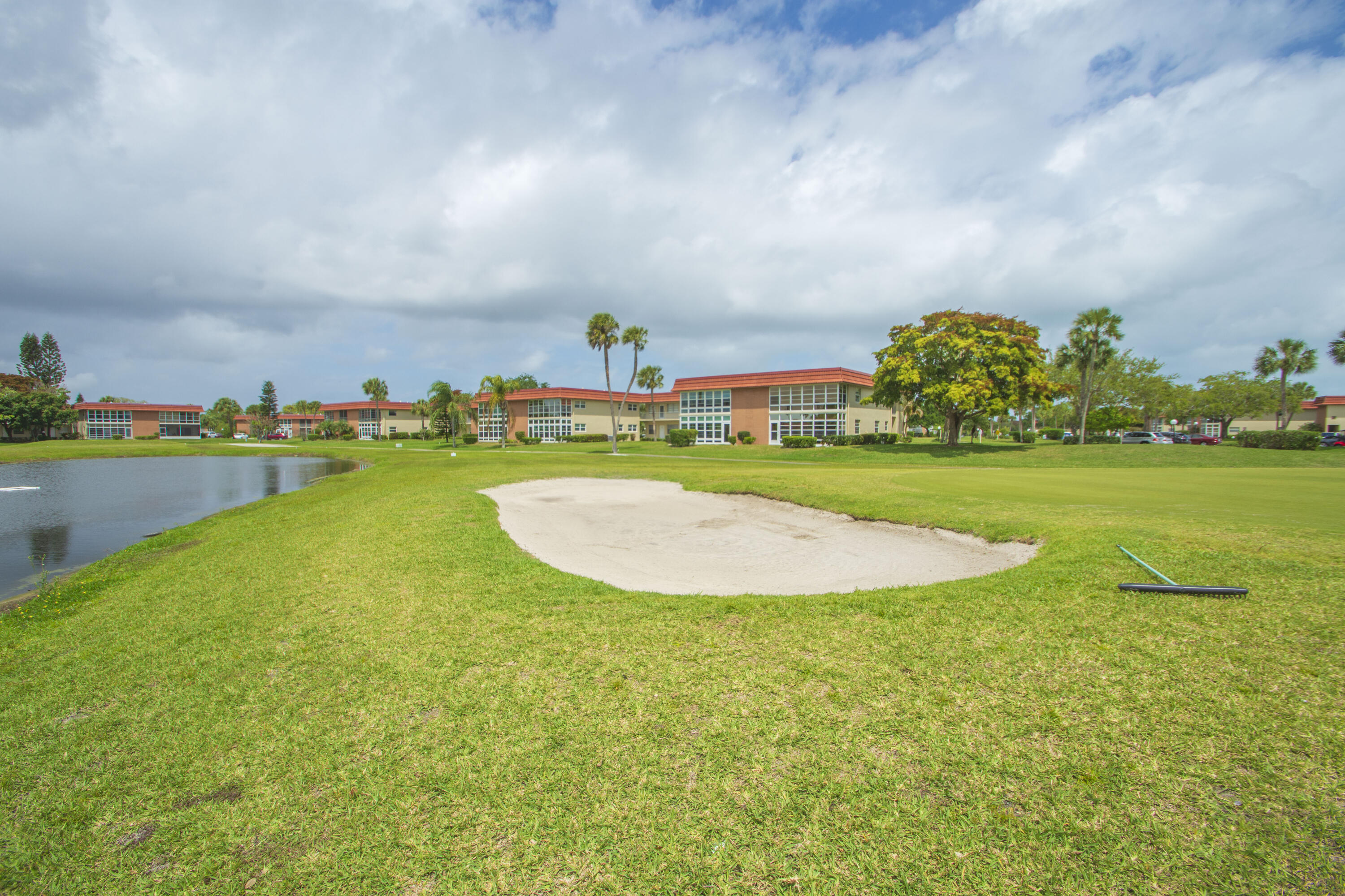 VISTA ROYALE PHASE IV BLDGS 83-111 - Residential