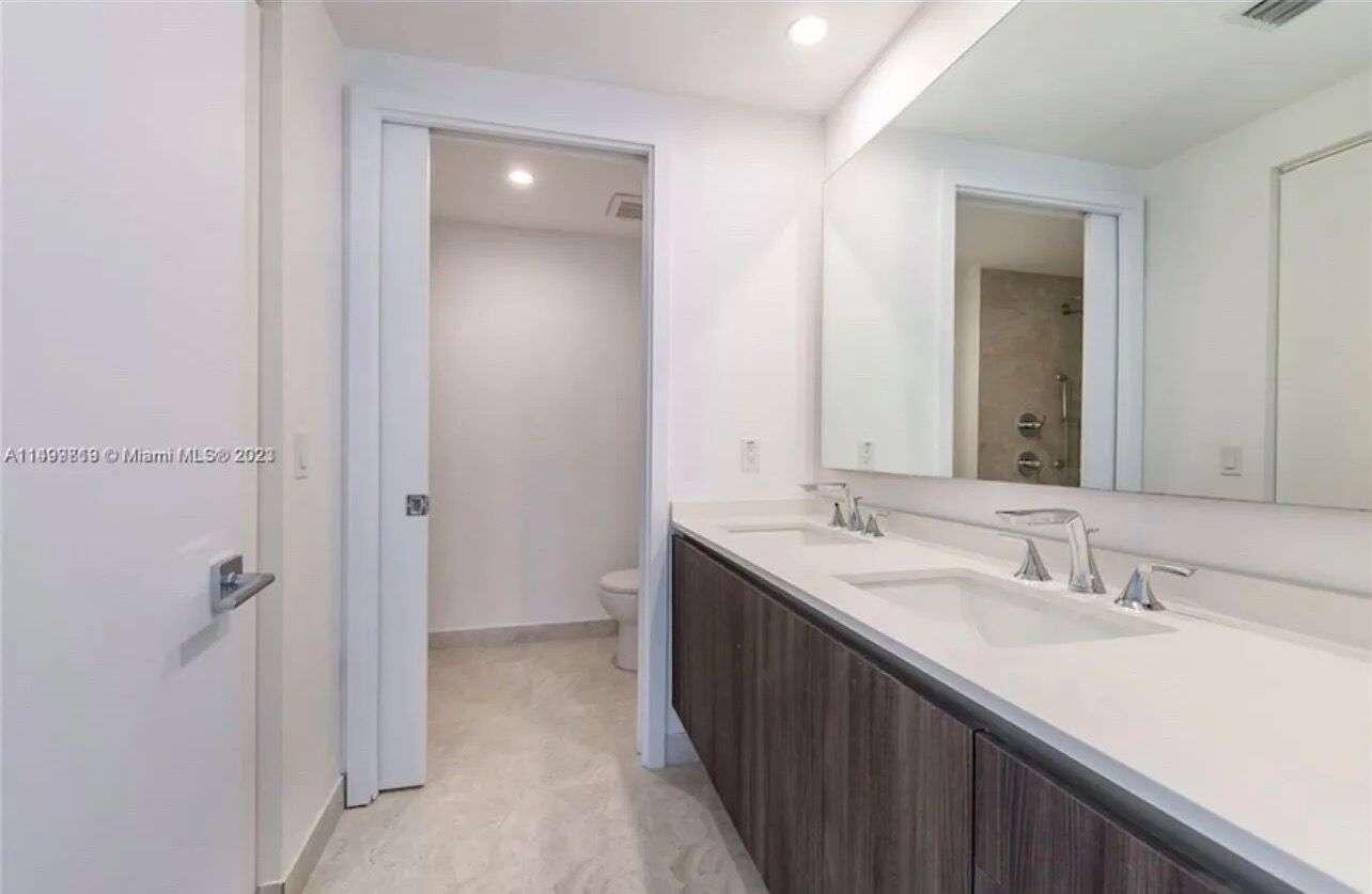 ARIA ON THE BAY CONDO - Residential Lease