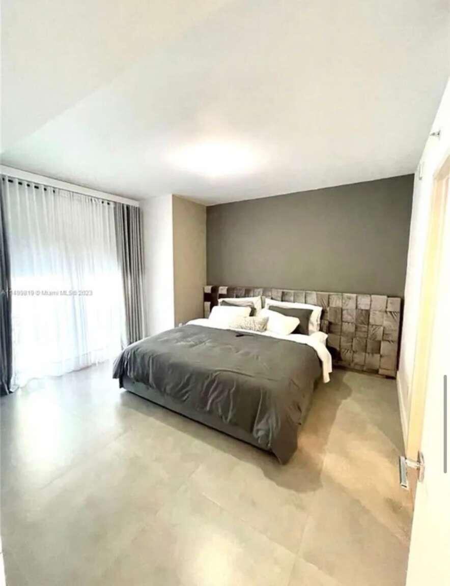 ARIA ON THE BAY CONDO - Residential Lease