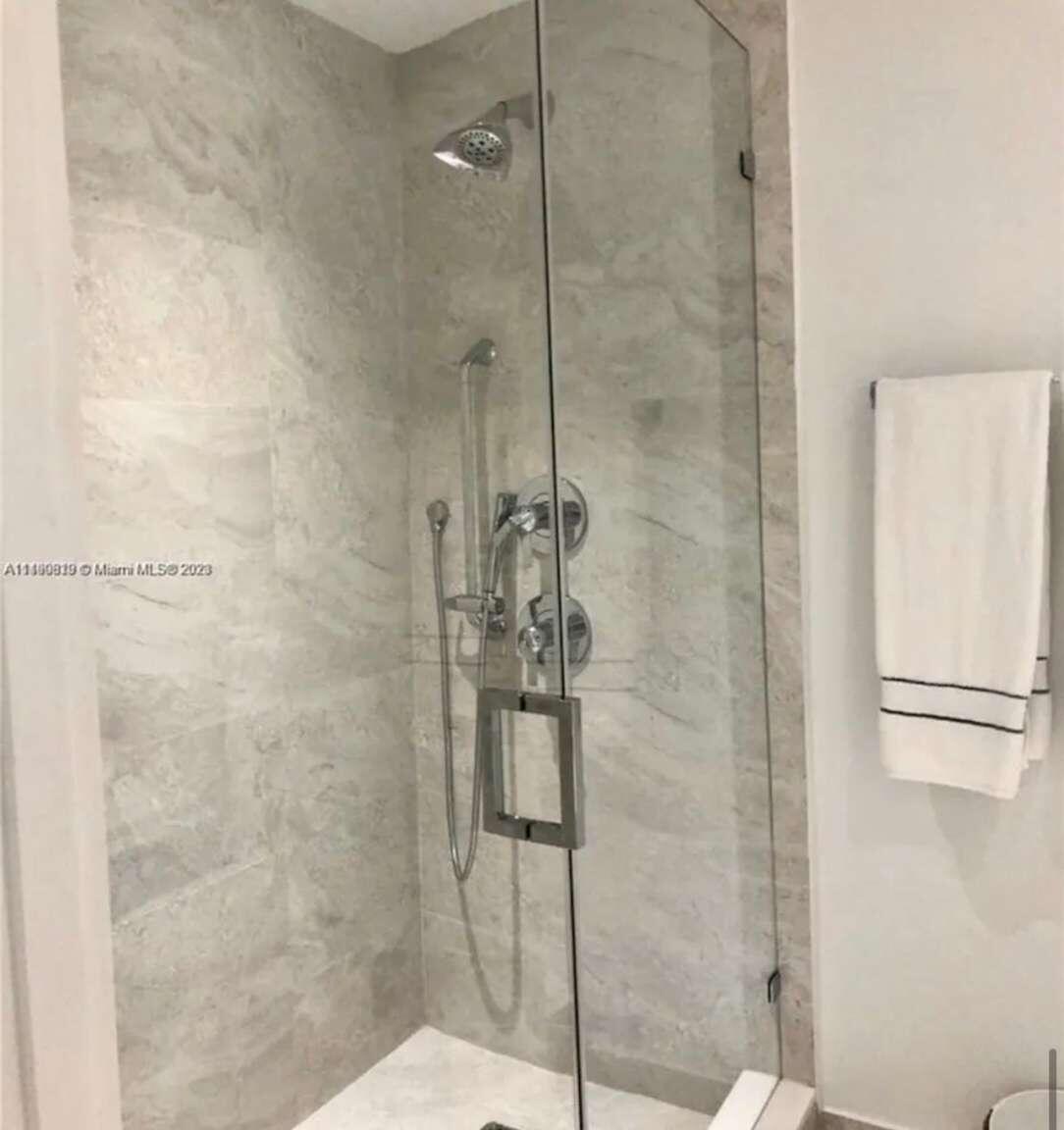 ARIA ON THE BAY CONDO - Residential Lease