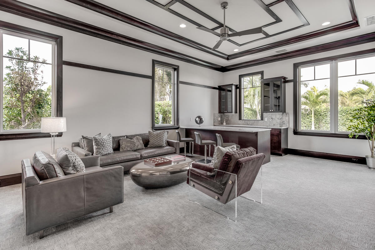 ROYAL PALM YACHT & COUNTR - Residential