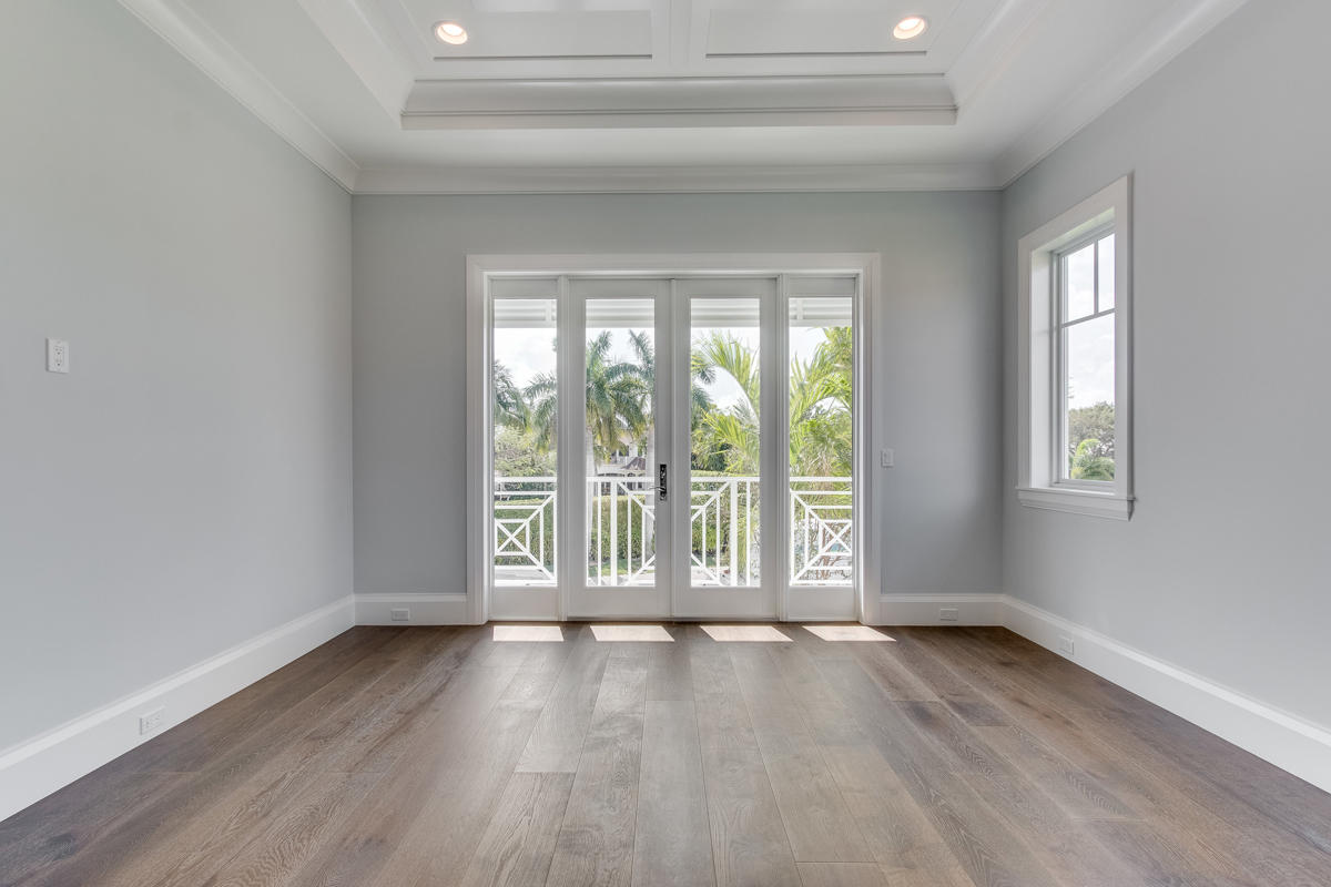 ROYAL PALM YACHT & COUNTR - Residential