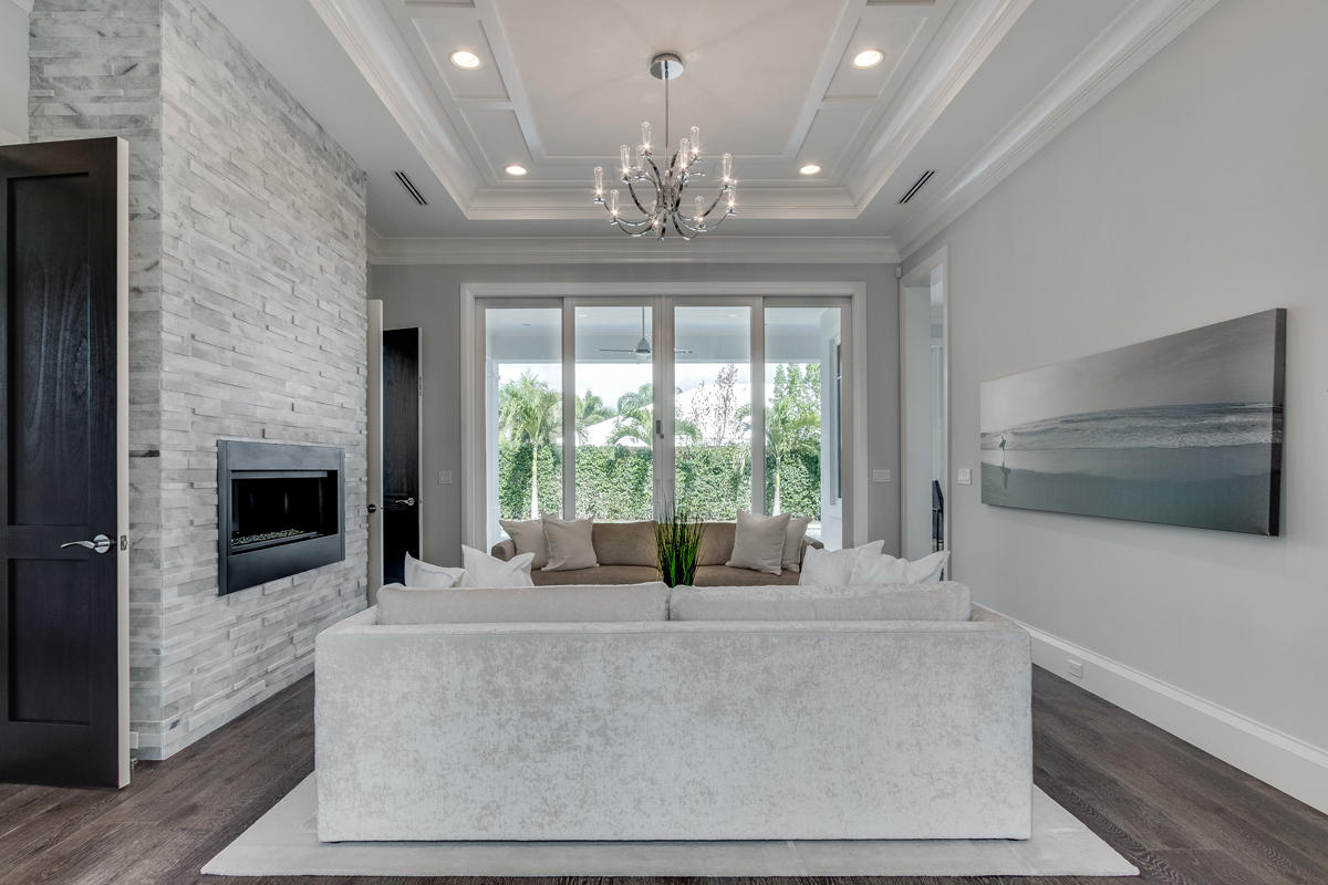 ROYAL PALM YACHT & COUNTR - Residential