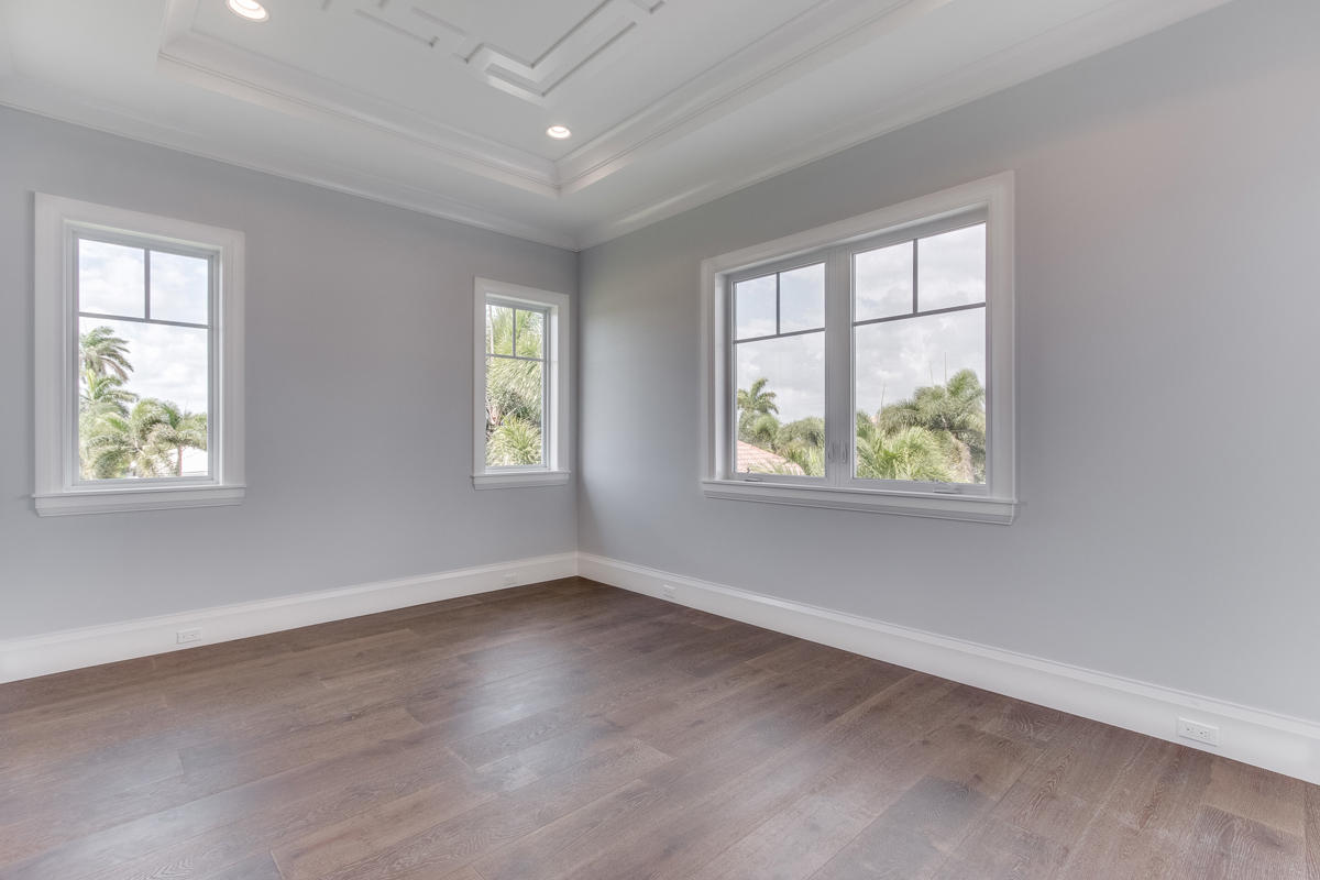 ROYAL PALM YACHT & COUNTR - Residential