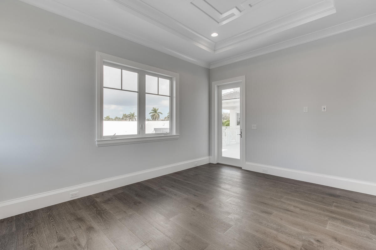 ROYAL PALM YACHT & COUNTR - Residential