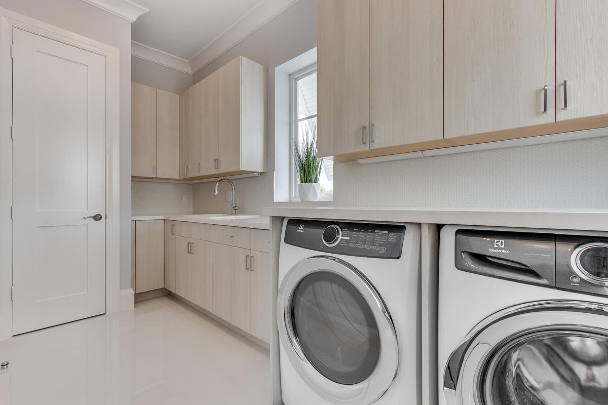 ROYAL PALM YACHT & COUNTR - Residential