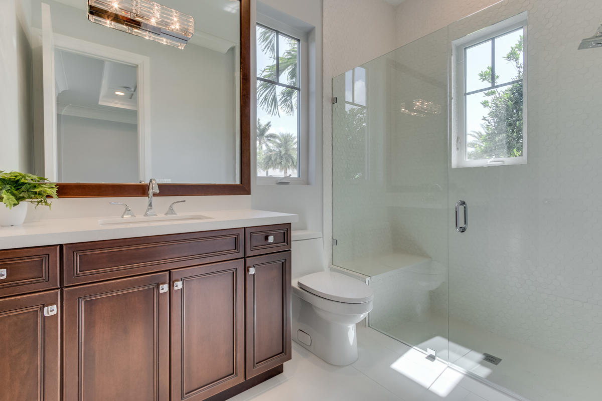 ROYAL PALM YACHT & COUNTR - Residential