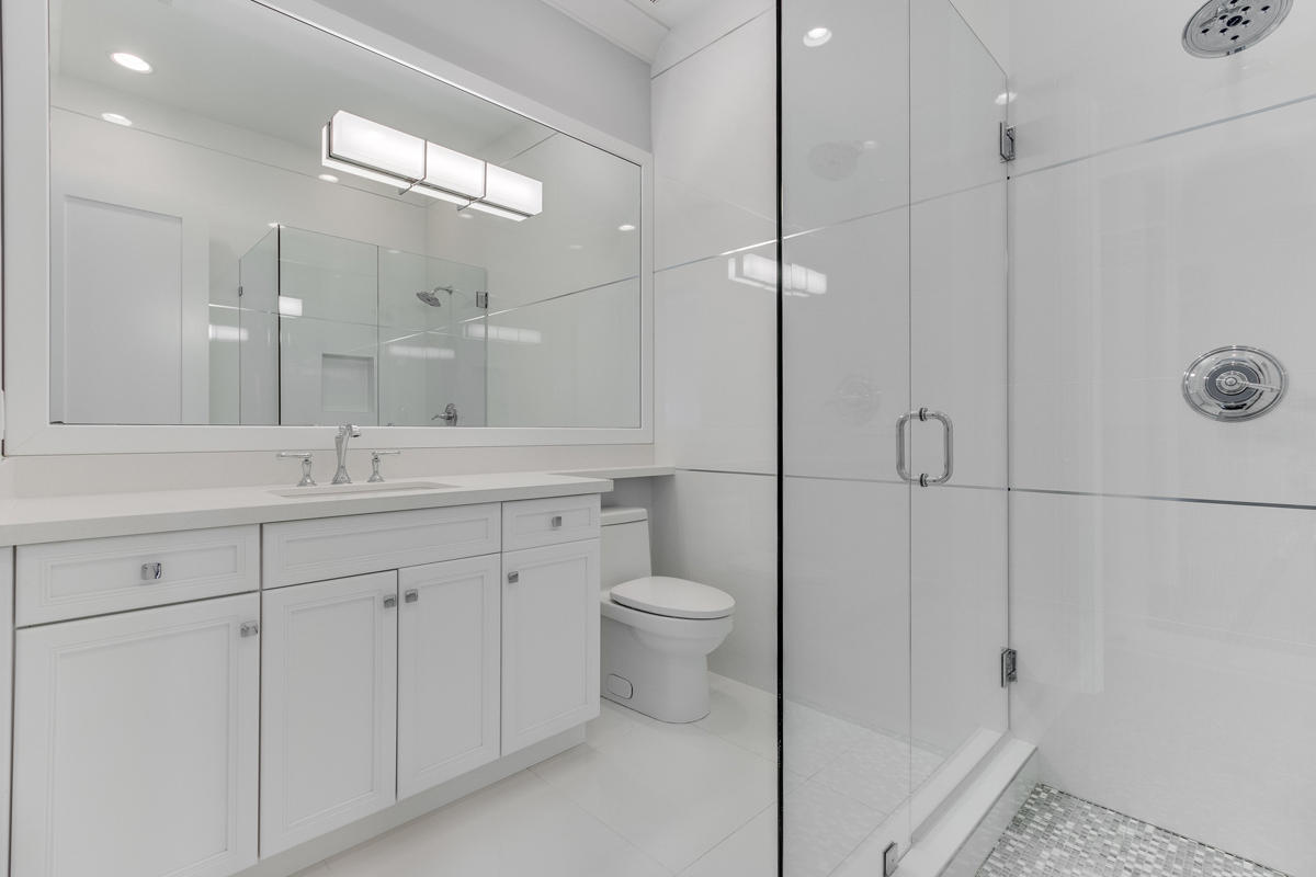 ROYAL PALM YACHT & COUNTR - Residential