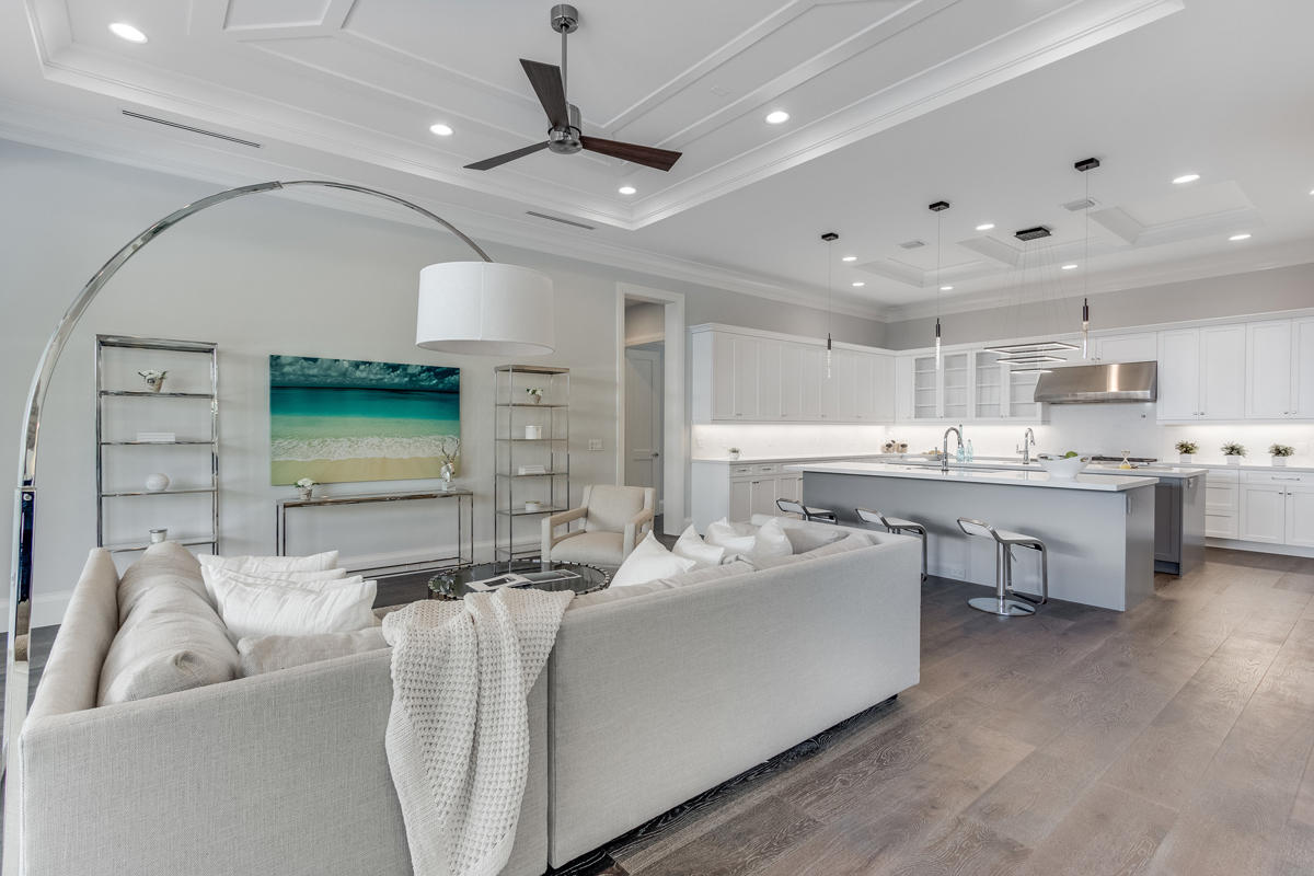 ROYAL PALM YACHT & COUNTR - Residential