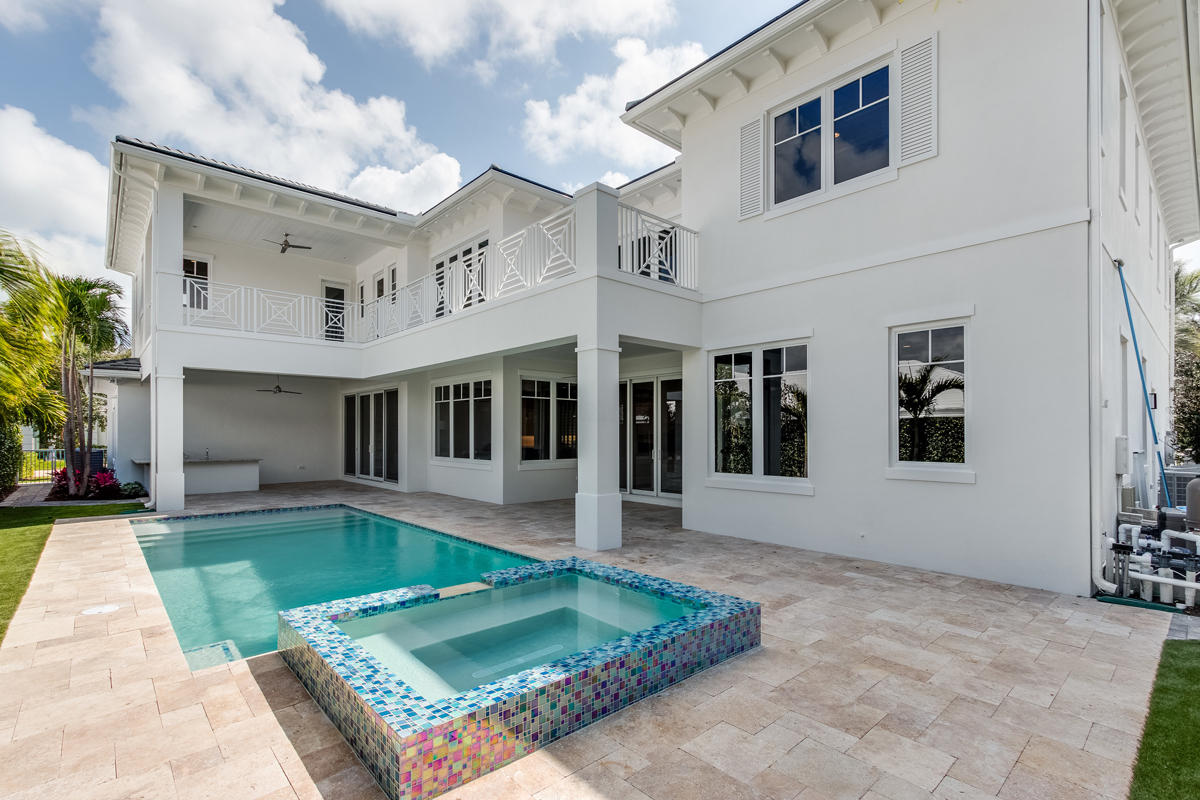 ROYAL PALM YACHT & COUNTR - Residential