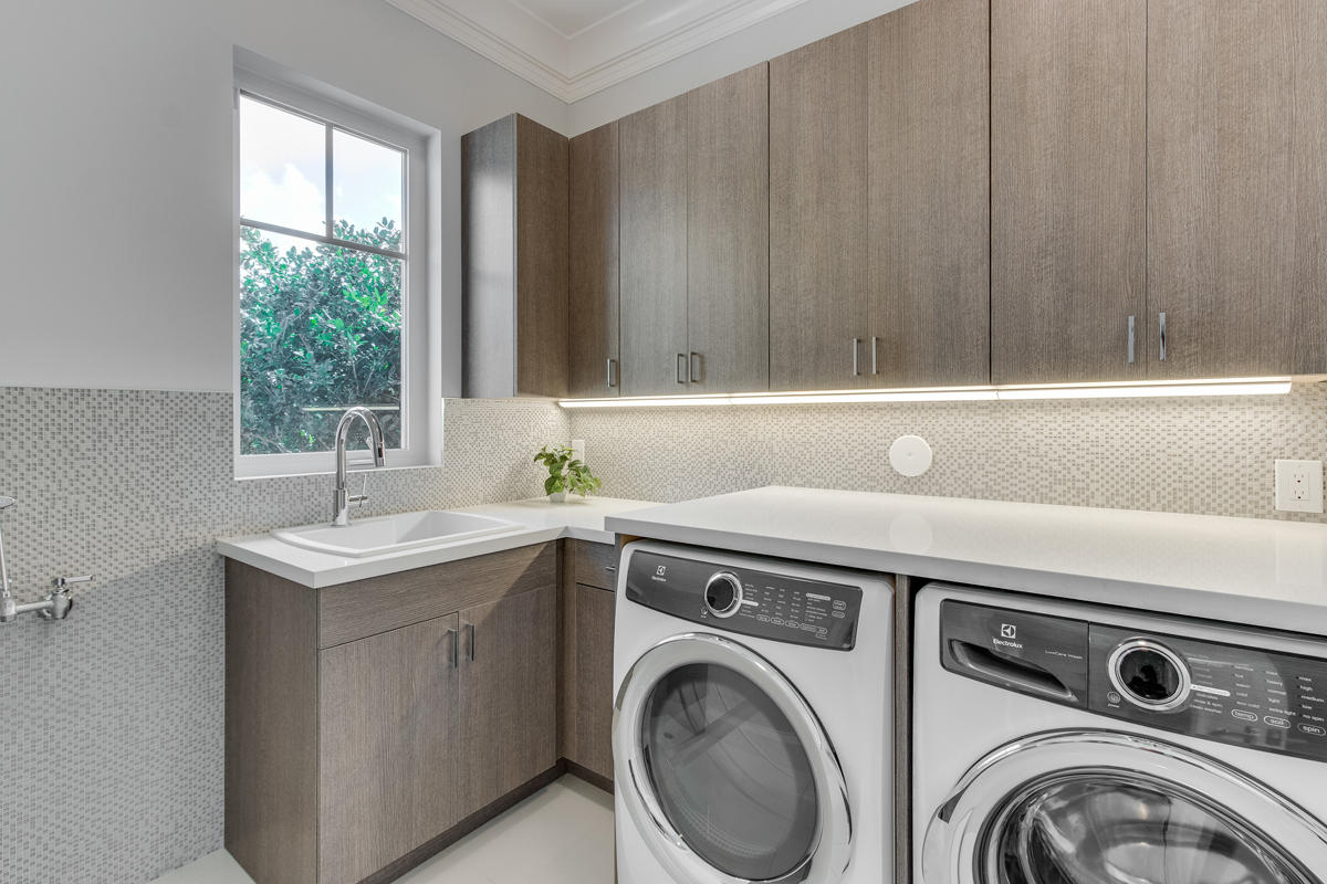 ROYAL PALM YACHT & COUNTR - Residential