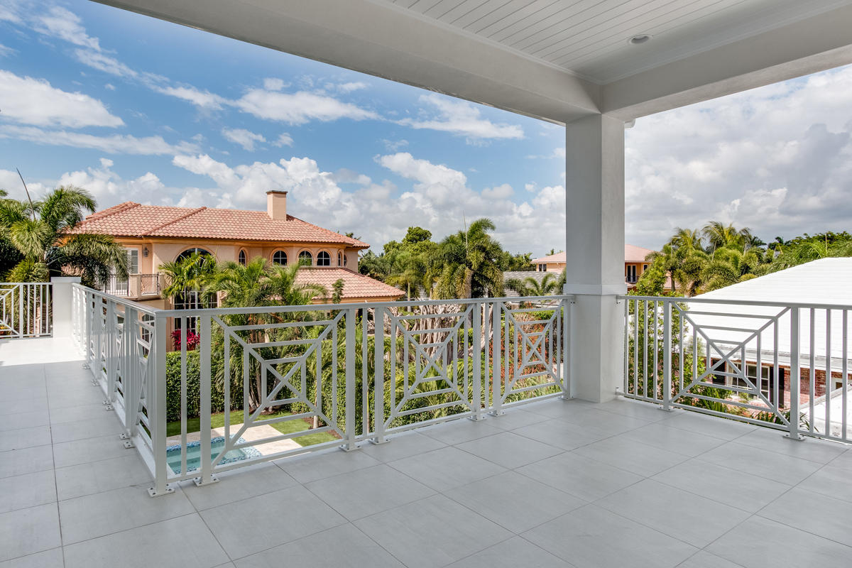 ROYAL PALM YACHT & COUNTR - Residential