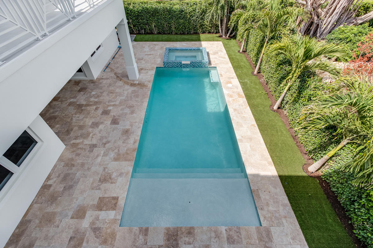 ROYAL PALM YACHT & COUNTR - Residential