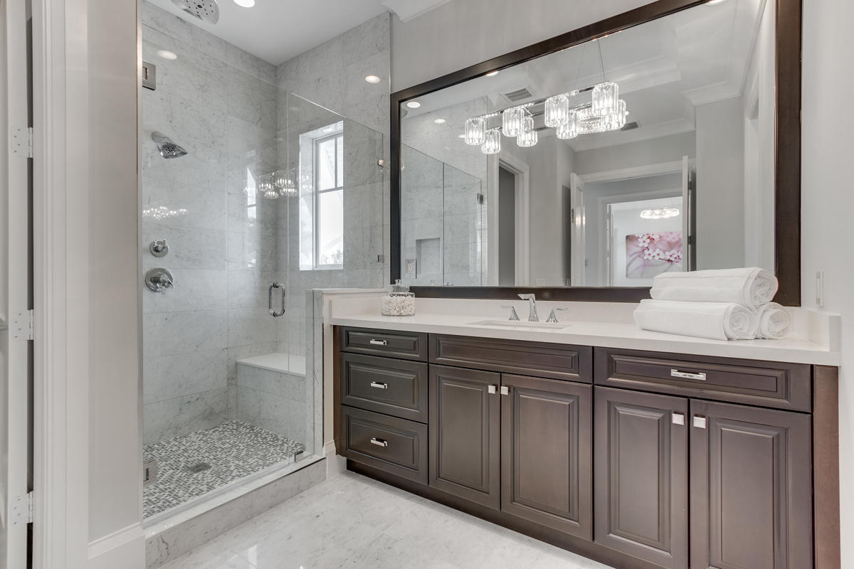 ROYAL PALM YACHT & COUNTR - Residential