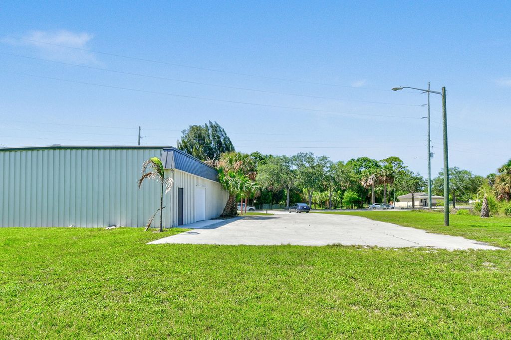 Photo of 3801 Okeechobee Road, Fort Pierce, FL 34947 (MLS # R11160579)