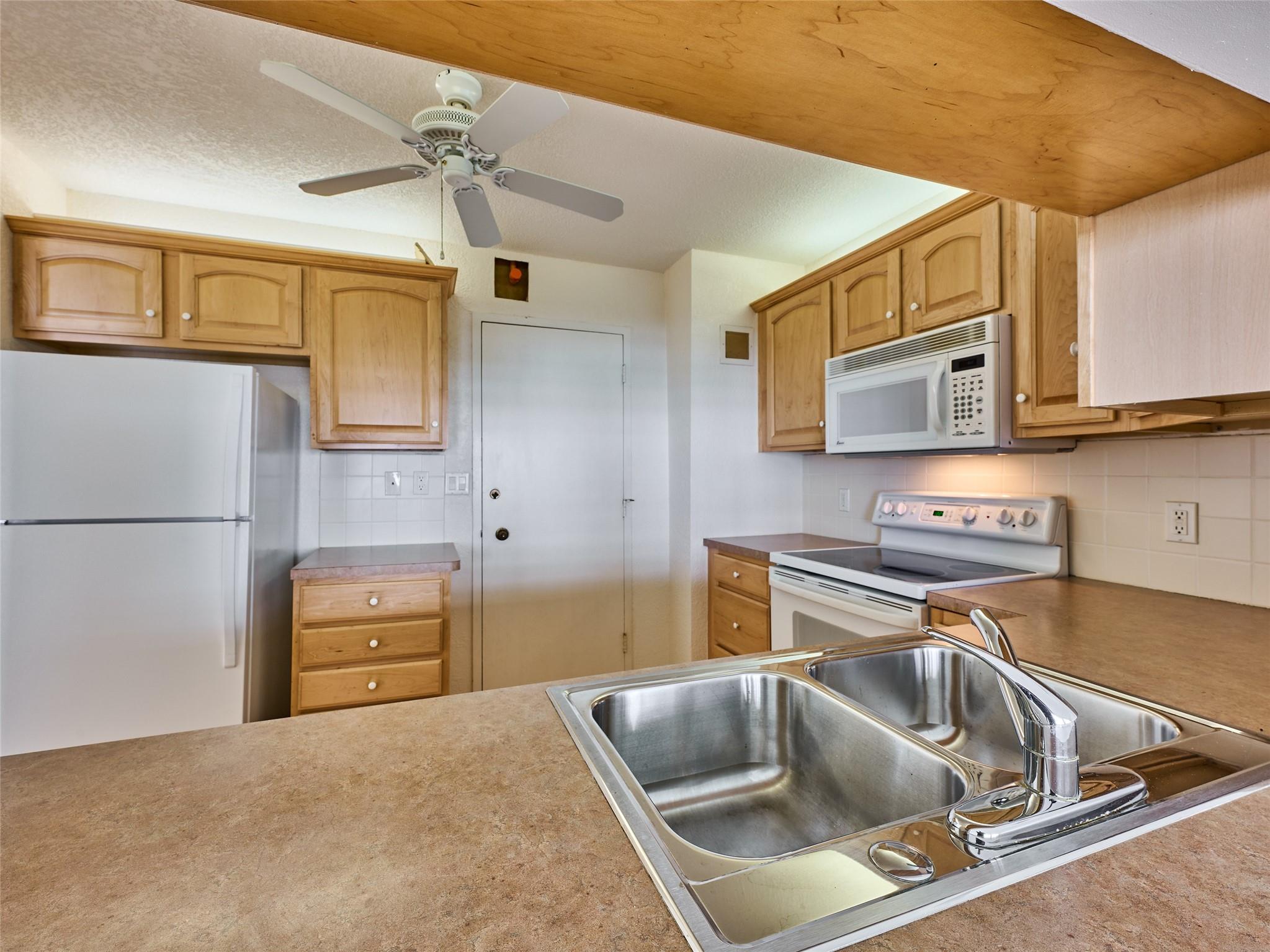 Sea Monarch - Residential