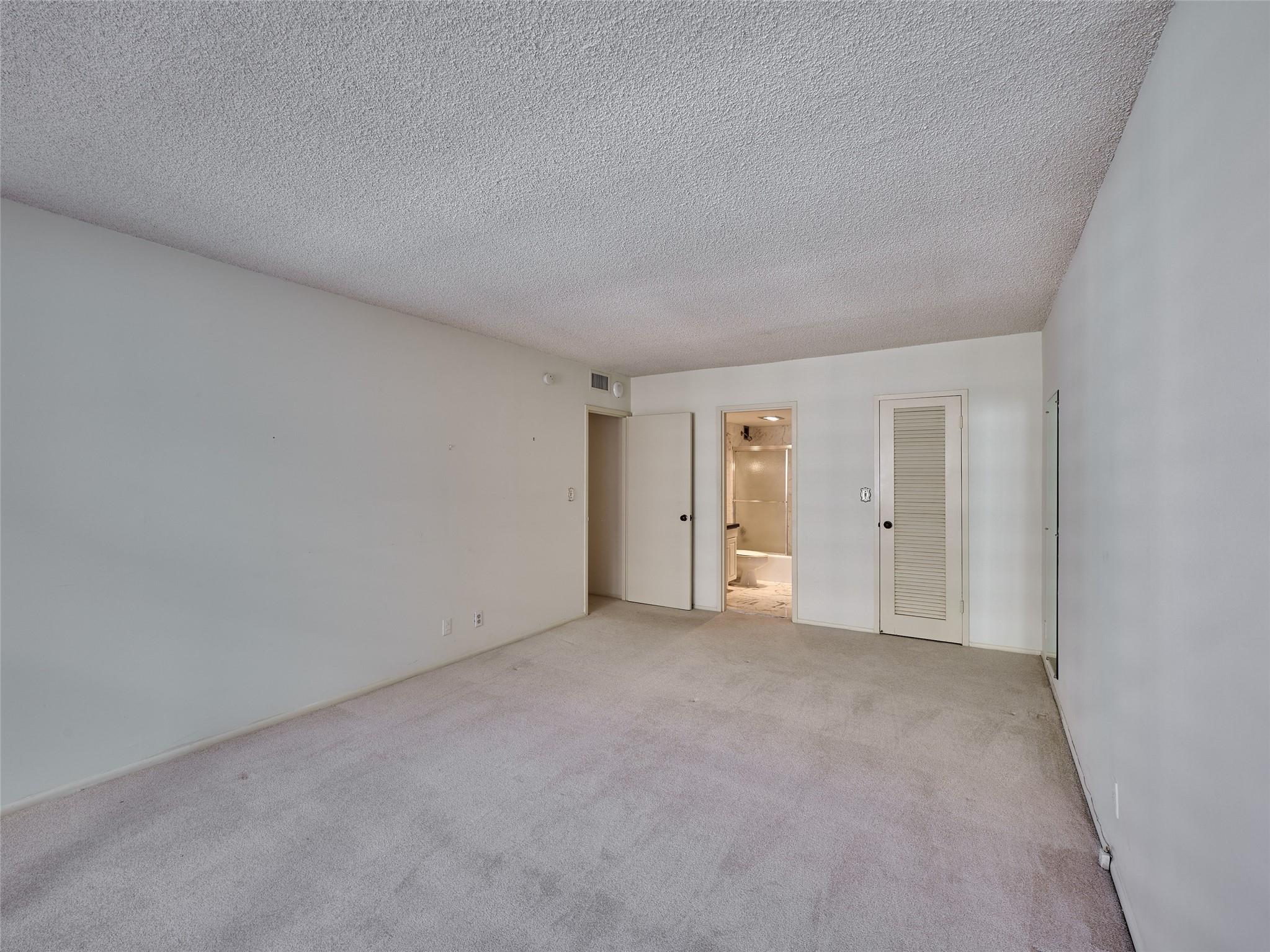 Sea Monarch - Residential