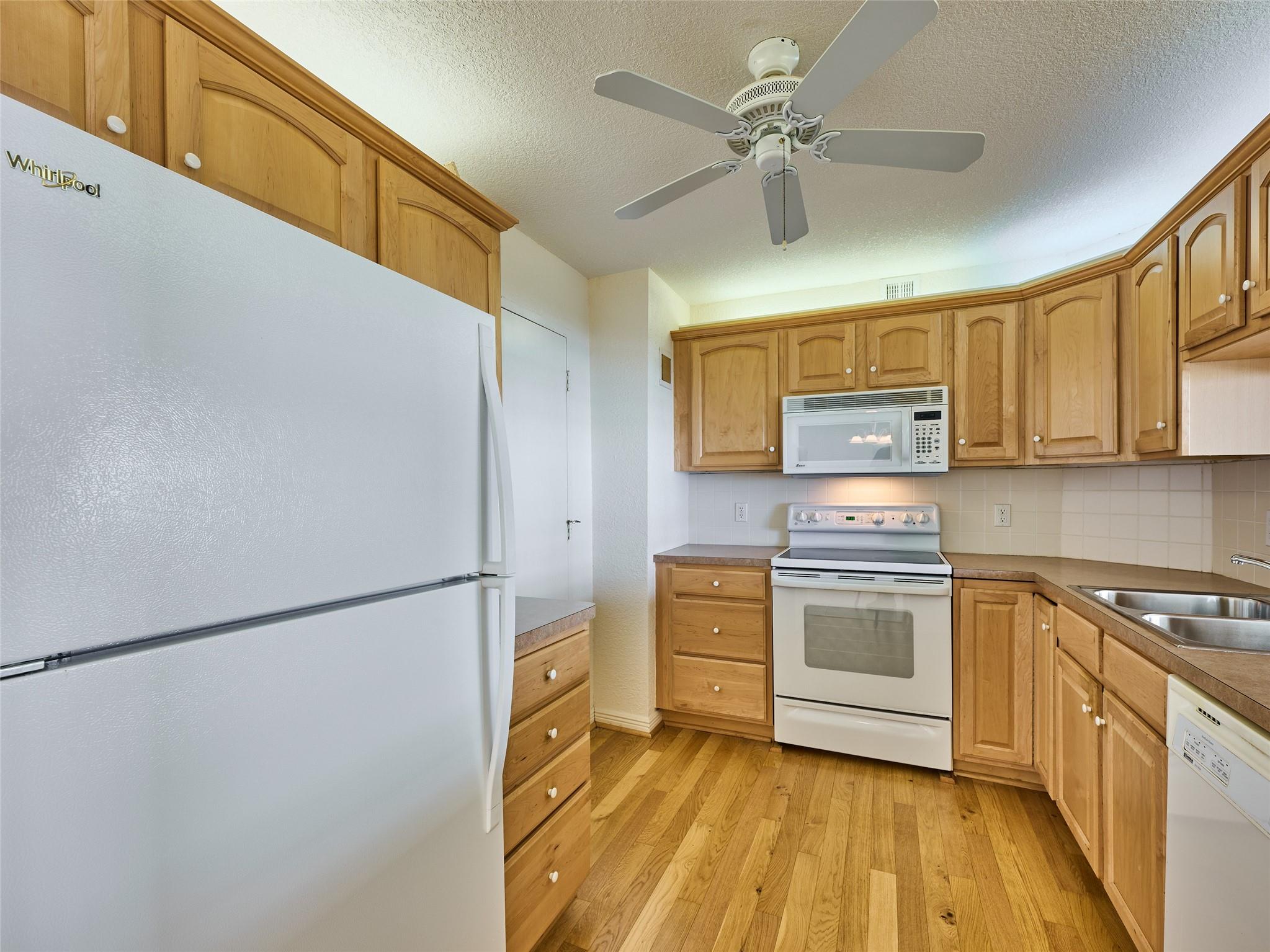 Sea Monarch - Residential