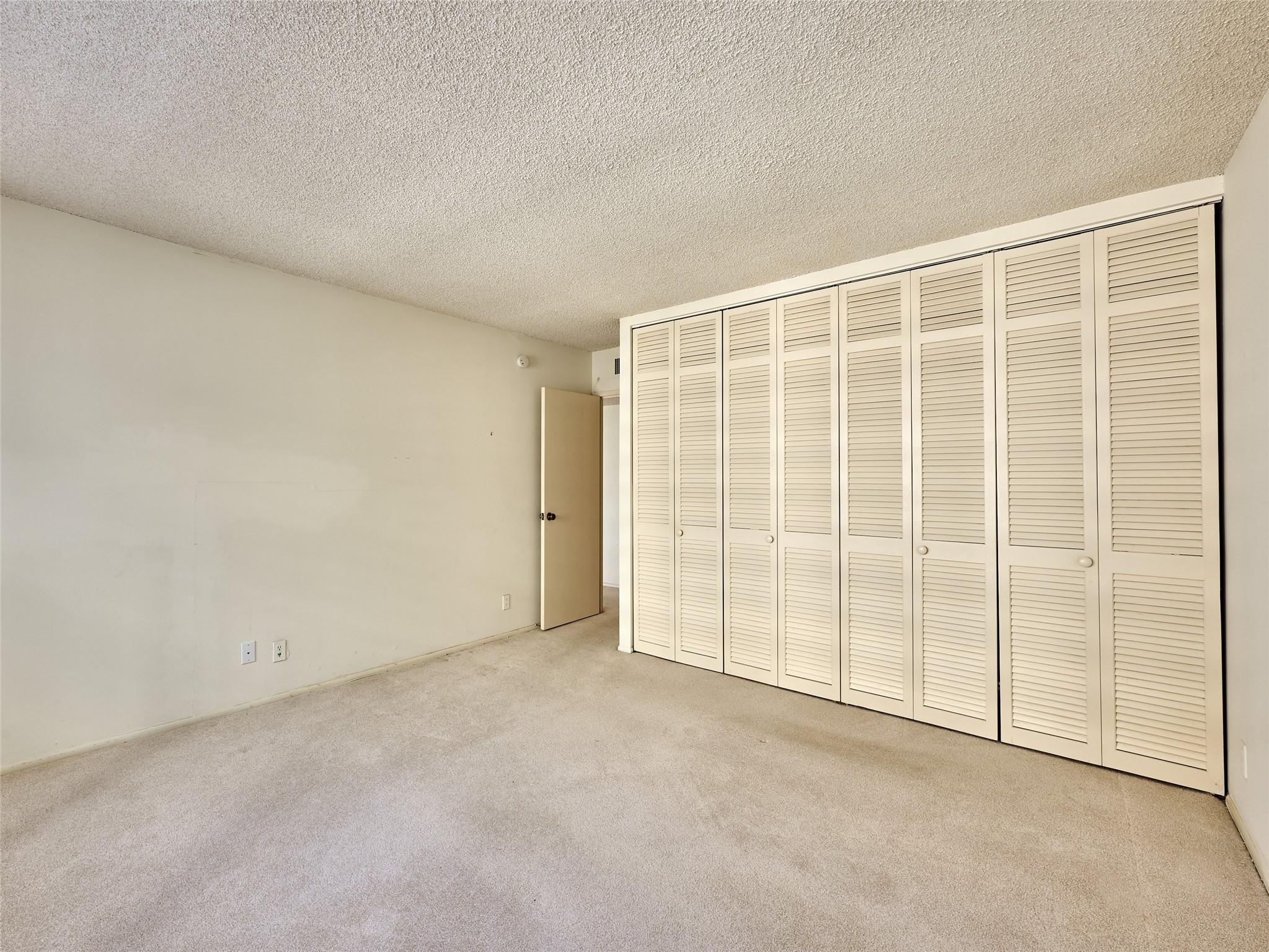 Sea Monarch - Residential