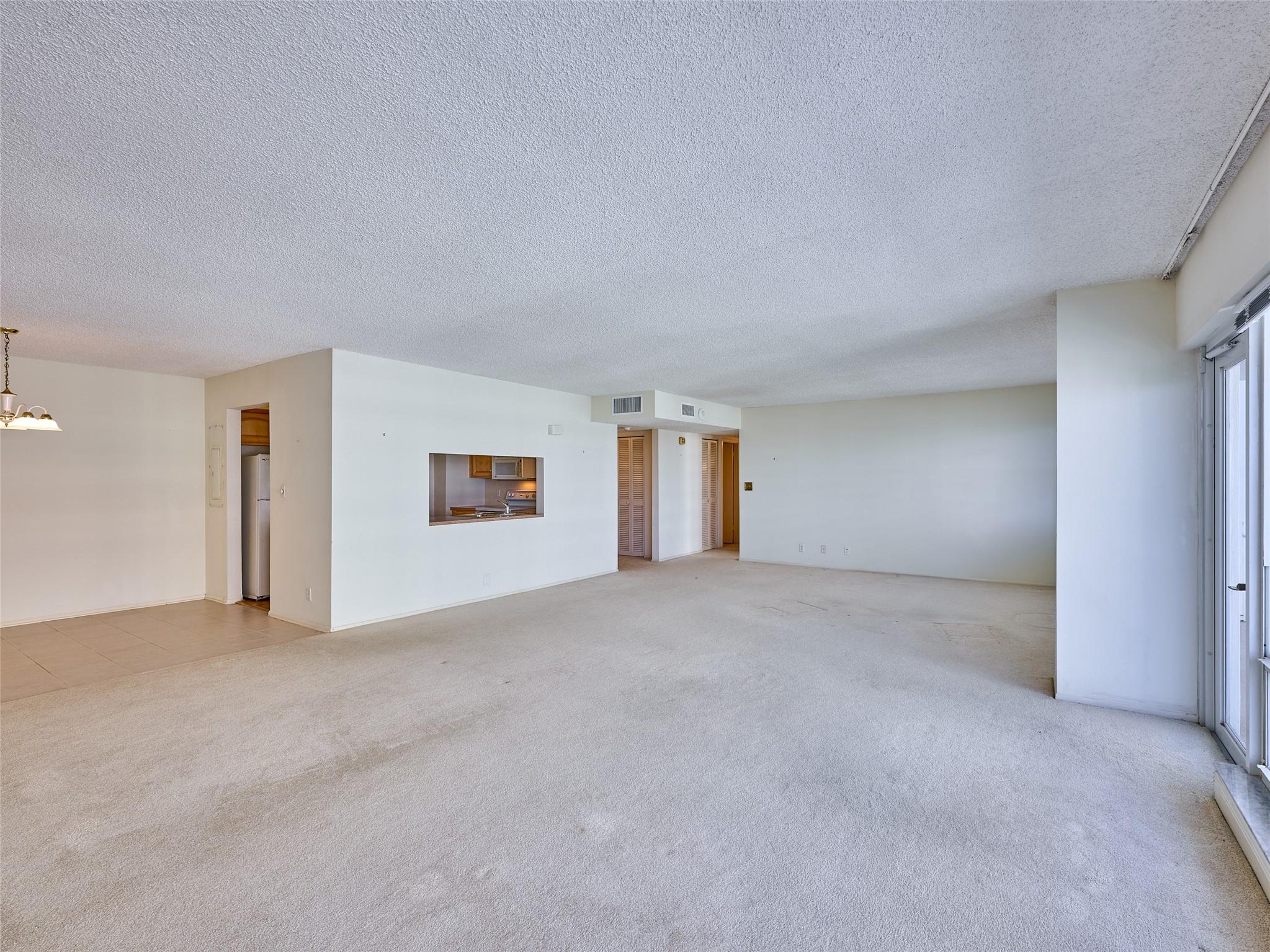 Sea Monarch - Residential