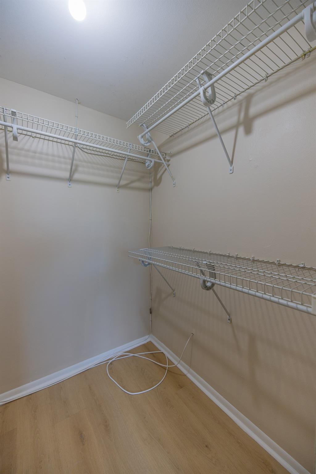 CROSS FOX CONDO - Residential