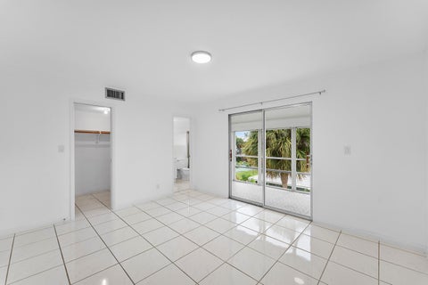 Tiny photo for 2050 NE 39TH Street #E307, Lighthouse Point, FL 33064 (MLS # B26085448)